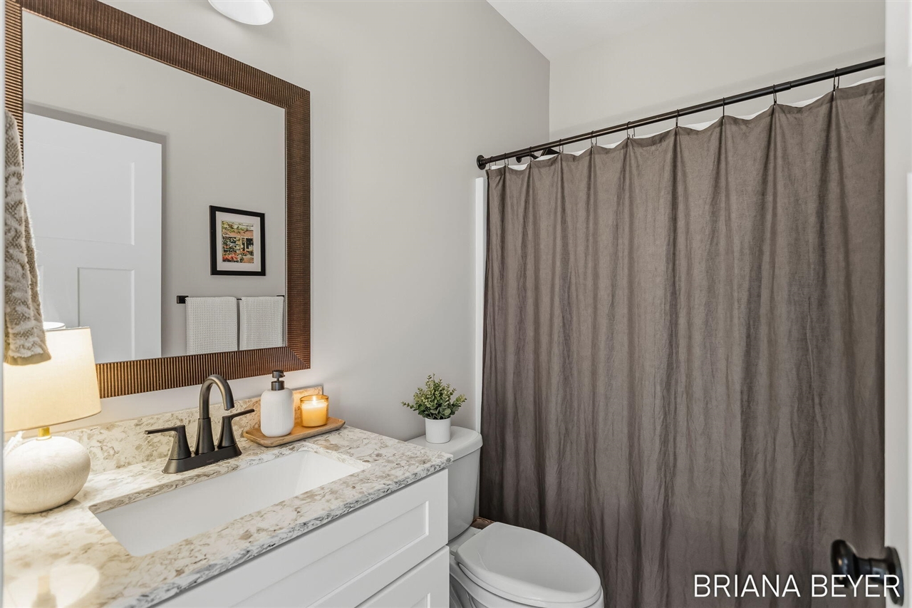 865 Winchester Street Property Photo 32