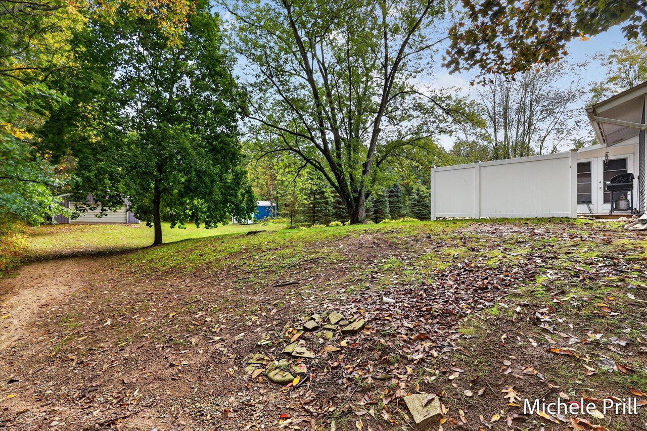 8210 Mccords Avenue Property Photo 11