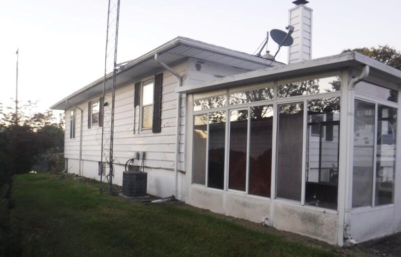 23238 Van Resort Drive Property Photo 4