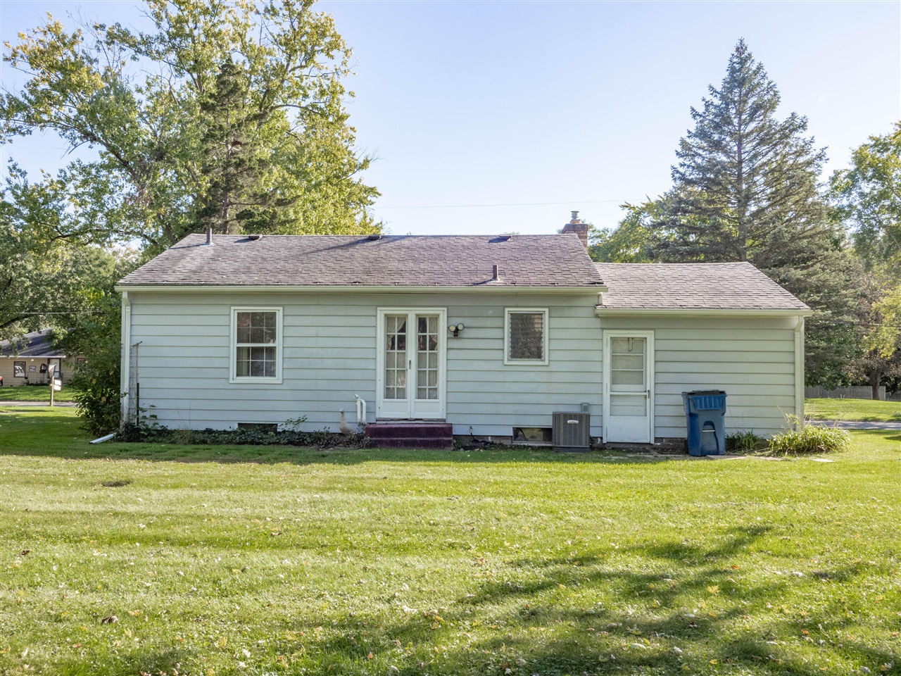 403 E Glenguile Avenue Property Photo 15