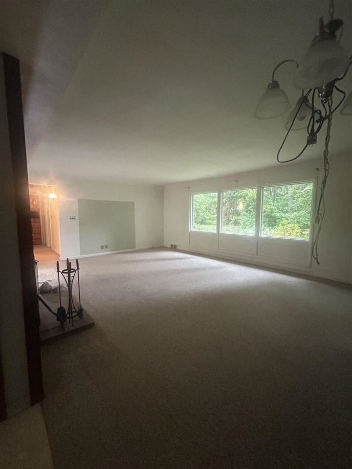 337 Alexander Drive Property Photo 4