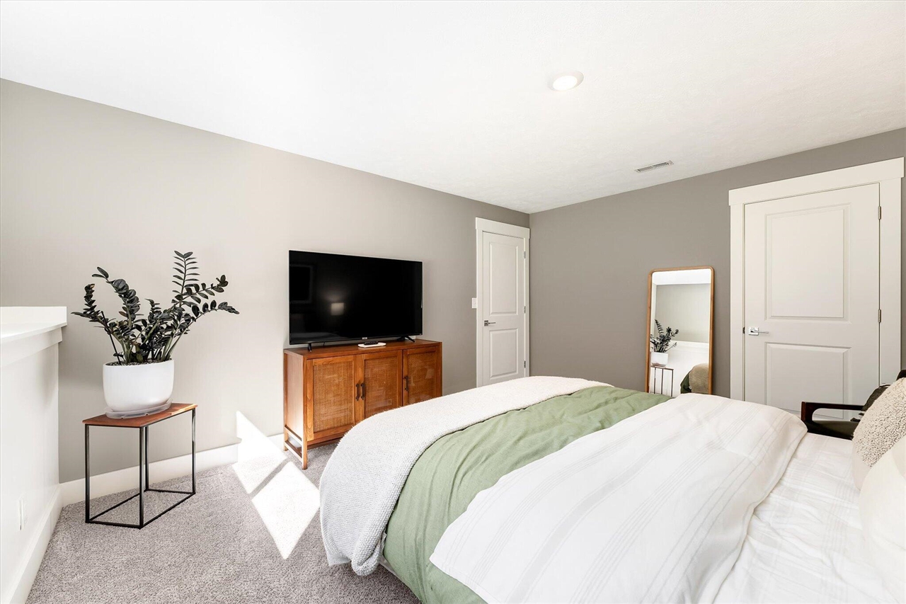 4741 Harbor View Drive Property Photo 49