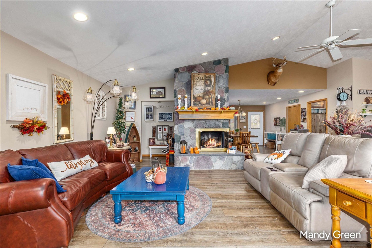 601 Sunny Trail Property Photo 17