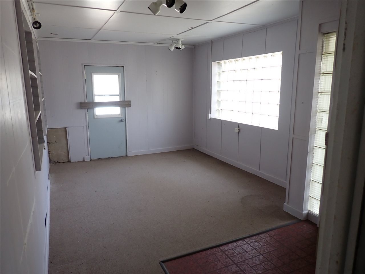 6613 Frankfort Highway Property Photo 5