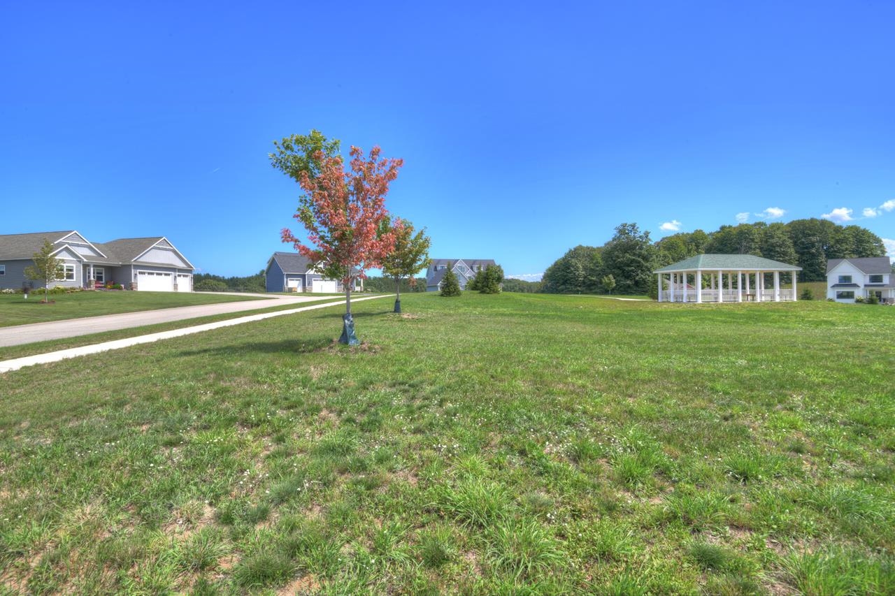 Unit 33 Coyote View Court Property Photo 10