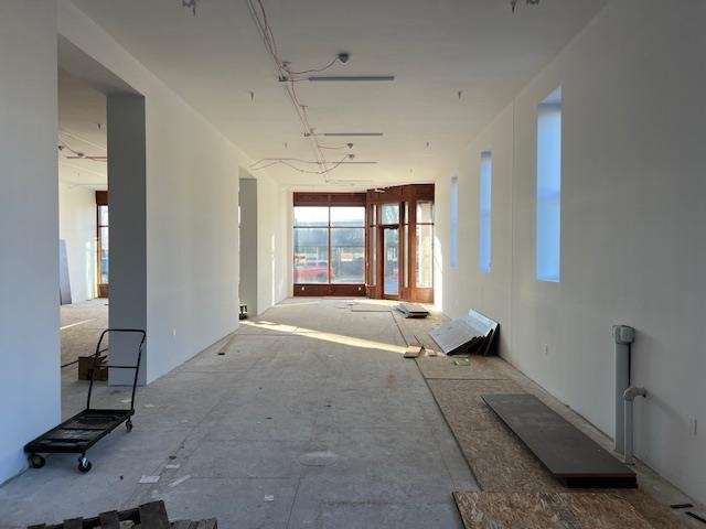 101 E Superior Drive Property Photo 4