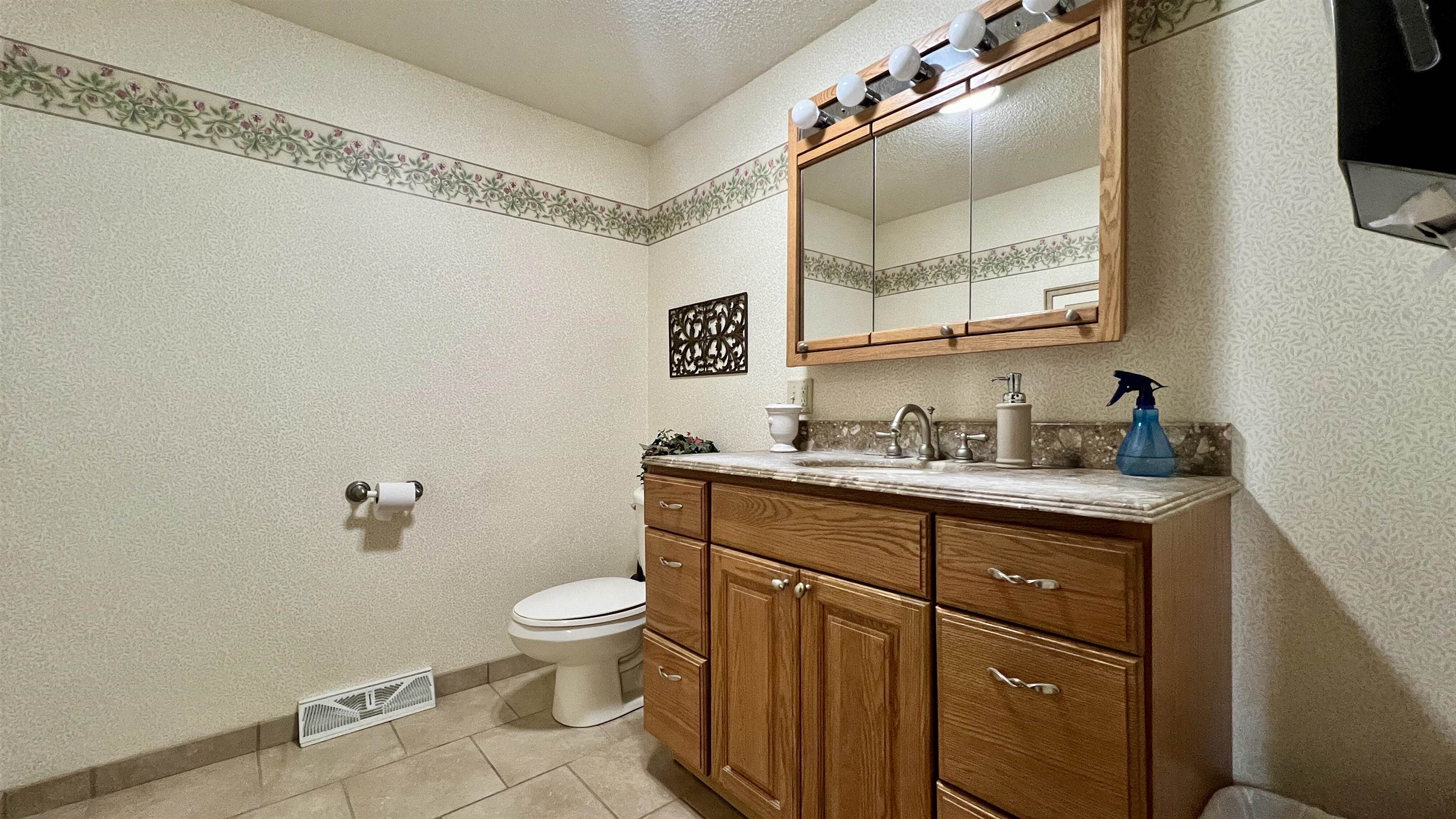 2604 Sunnyside Drive Property Photo 24