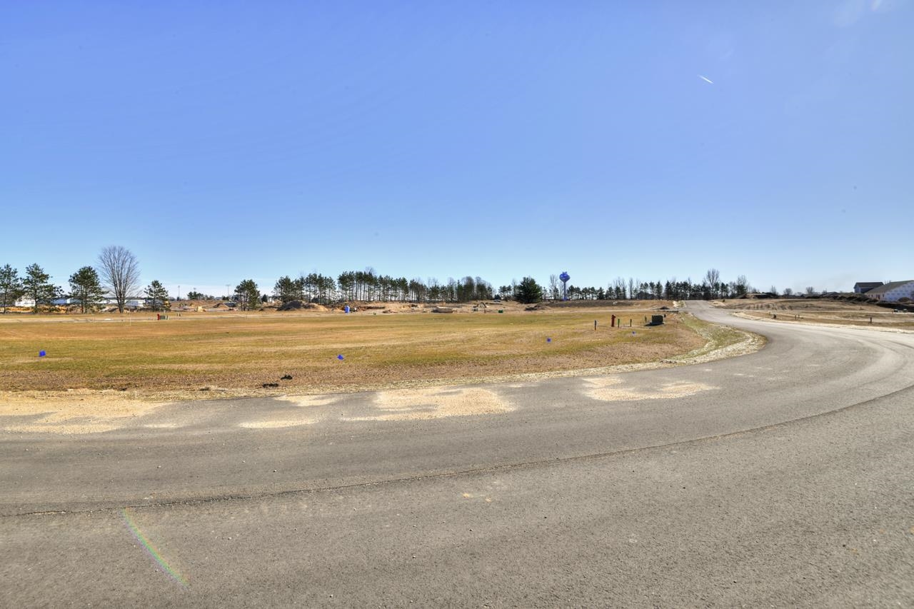 Unit 33 Lamarche Circle Property Photo 6
