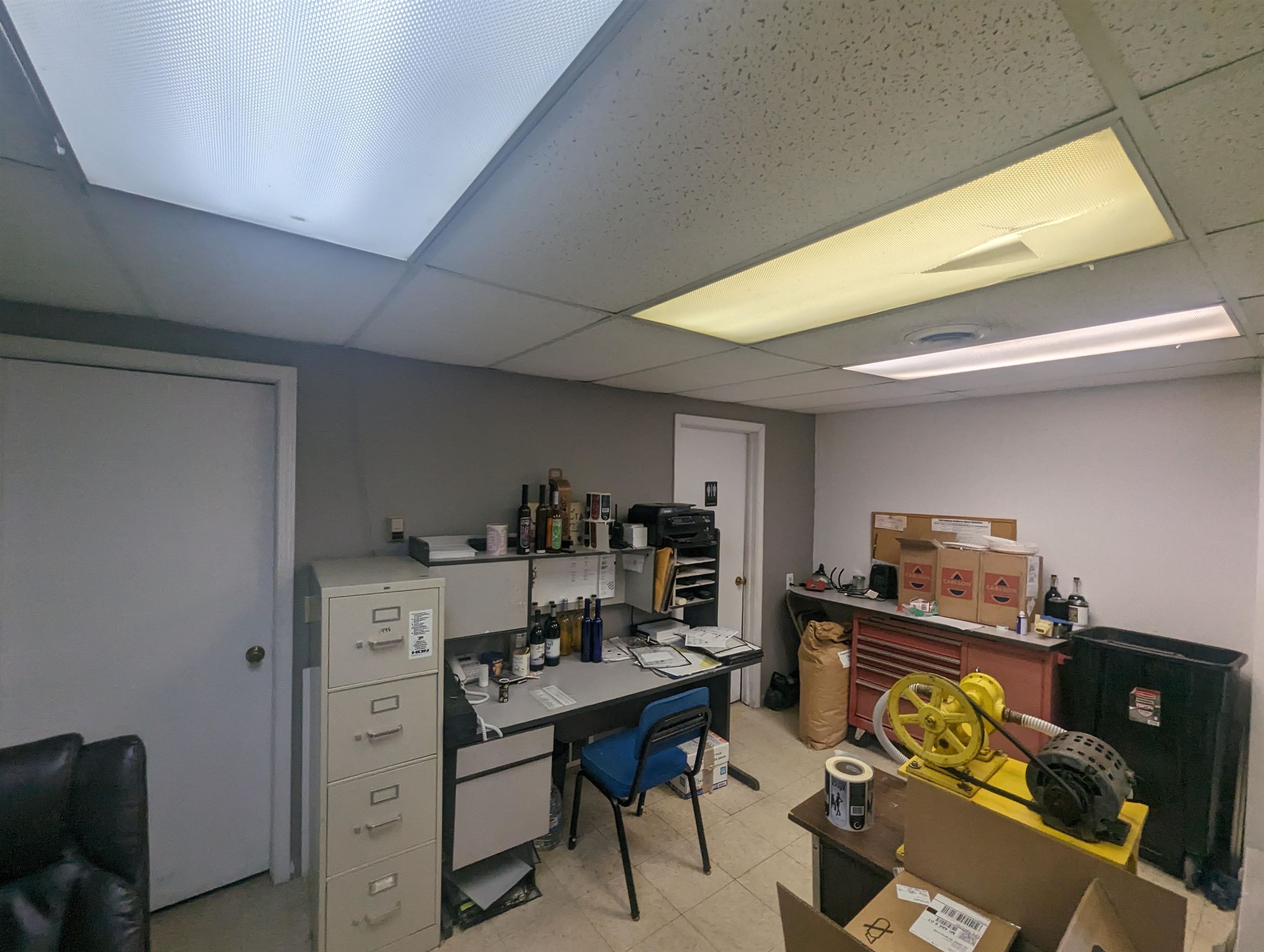 211 E Huron Road Property Photo 27