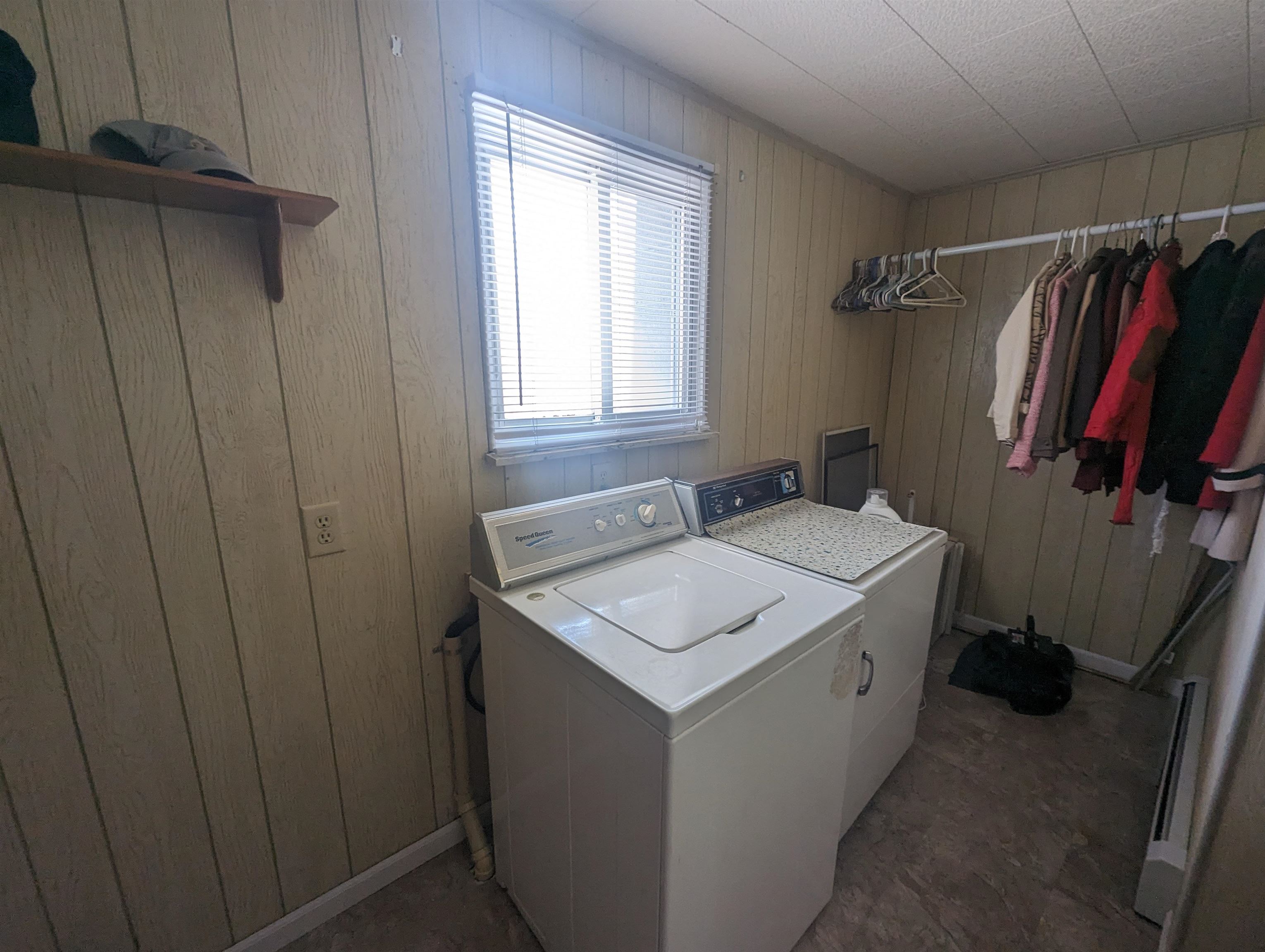 211 E Huron Road Property Photo 53