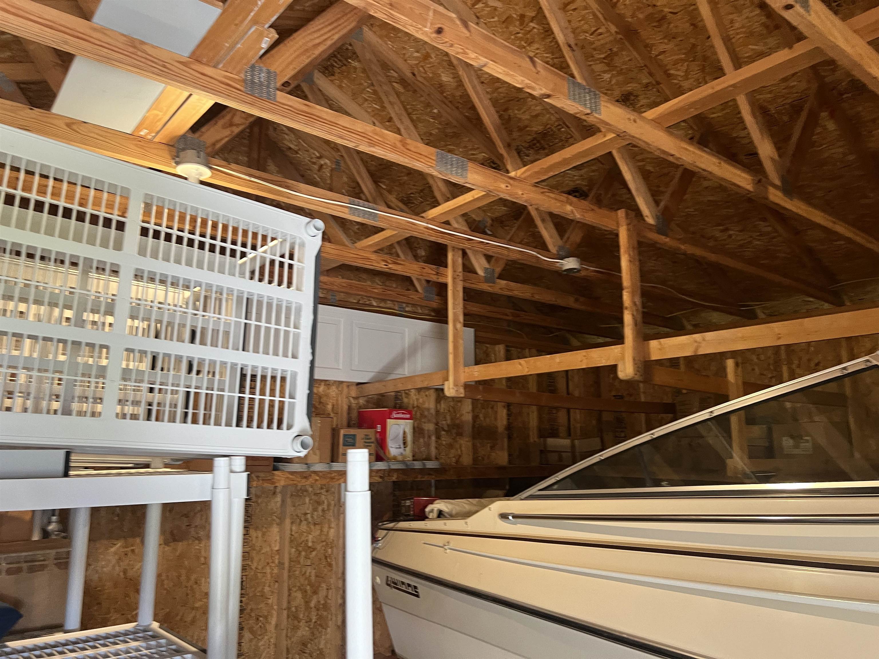 2817 W Shore Drive Property Photo 7