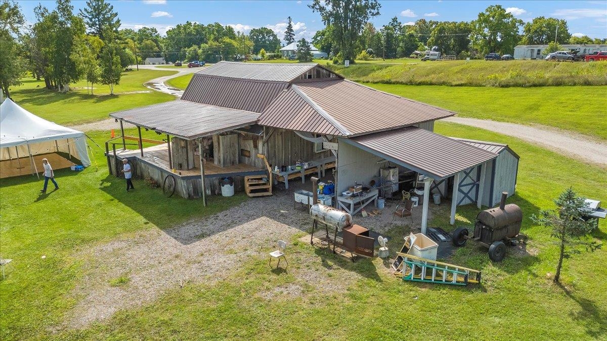 1870 M-65 Property Photo 13