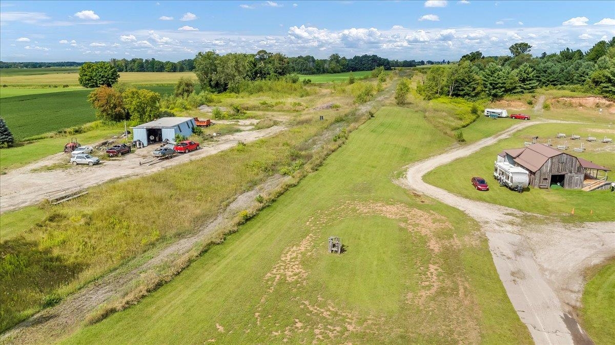 1870 M-65 Property Photo 25