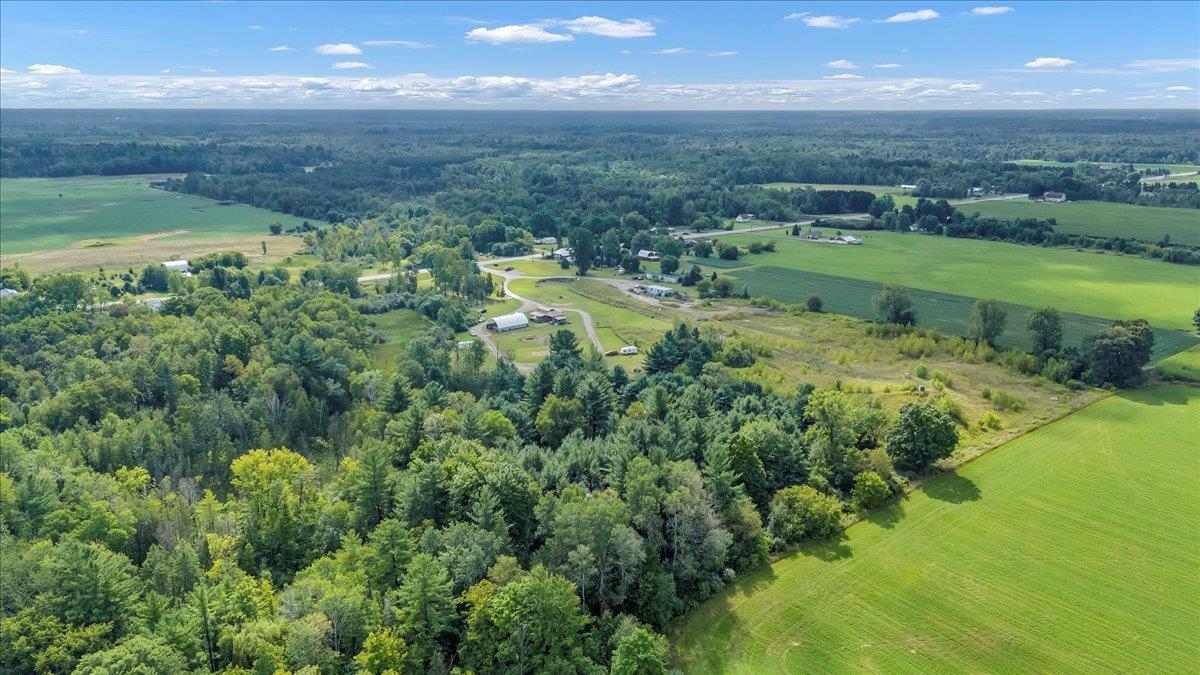 1870 M-65 Property Photo 32