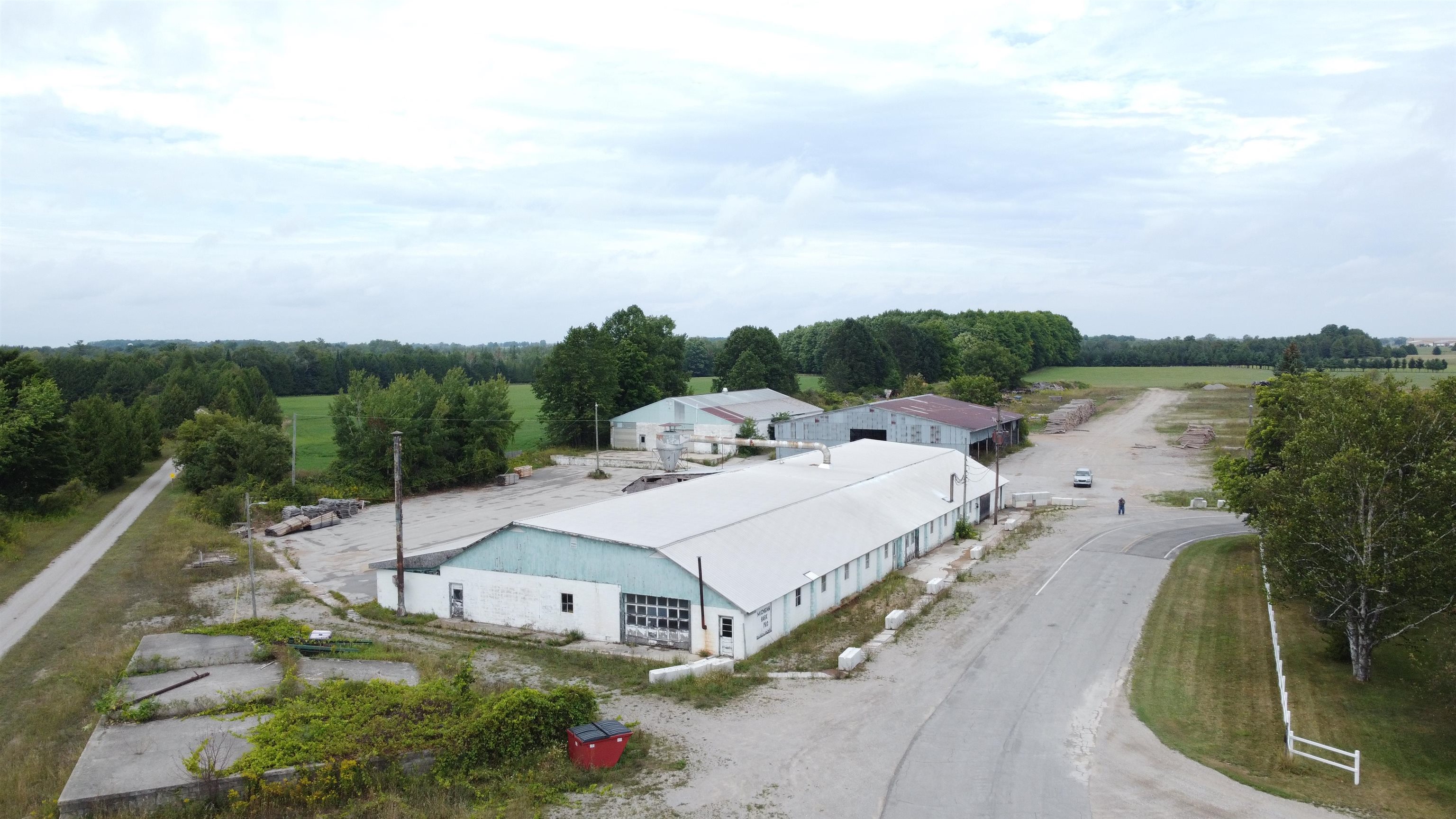 6780 Railway Street Property Photo 2