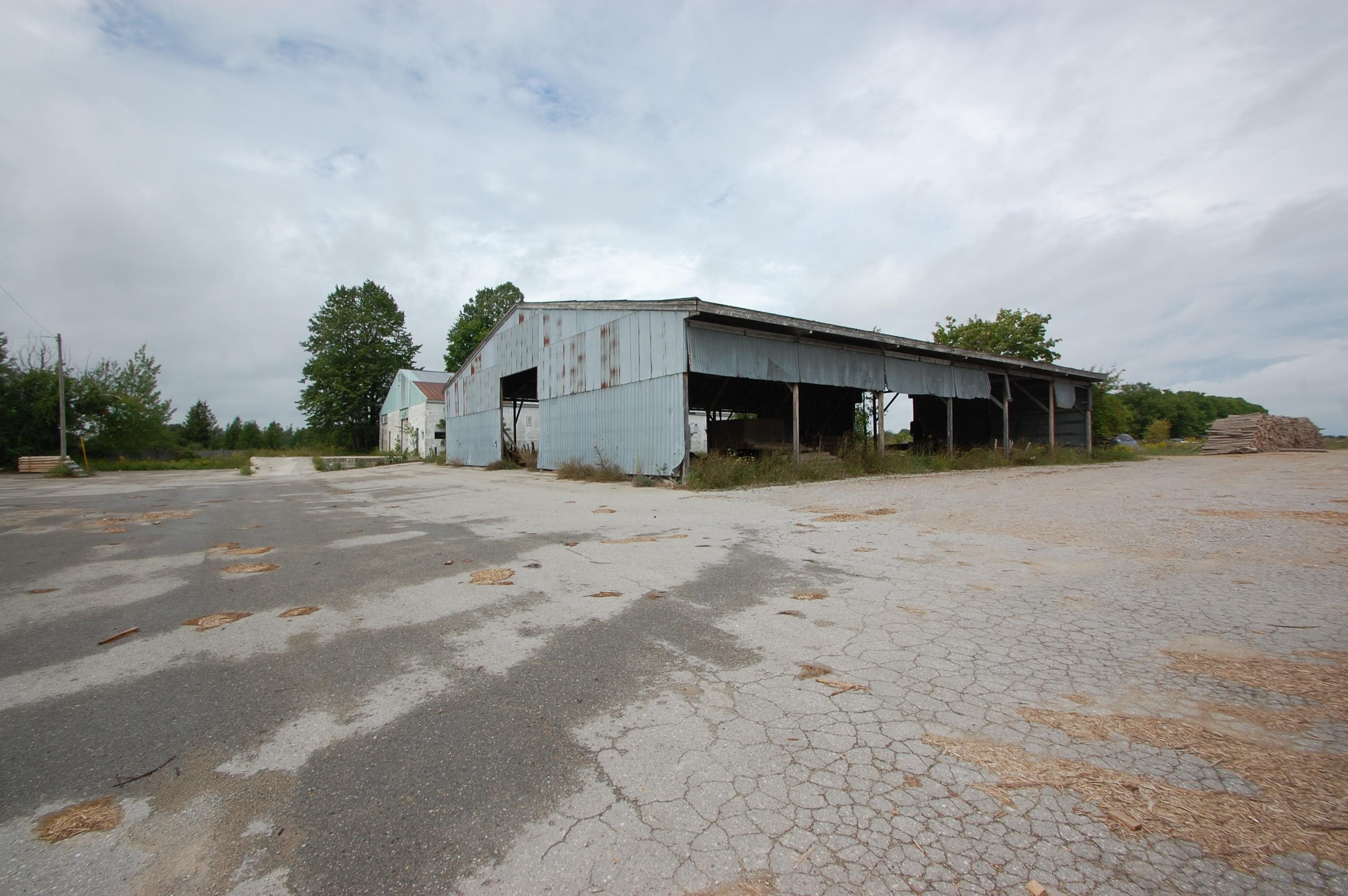 6780 Railway Street Property Photo 9