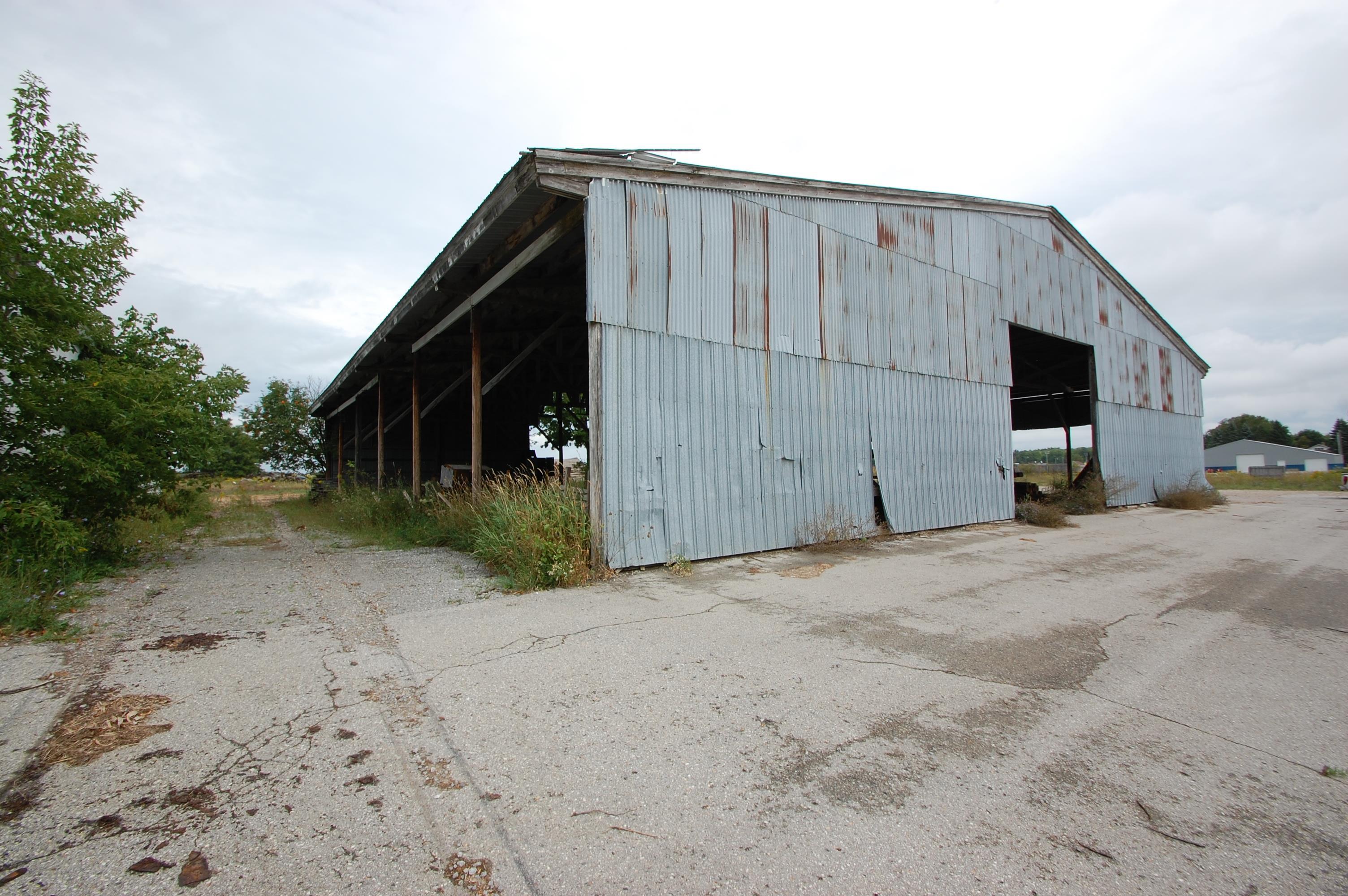 6780 Railway Street Property Photo 14