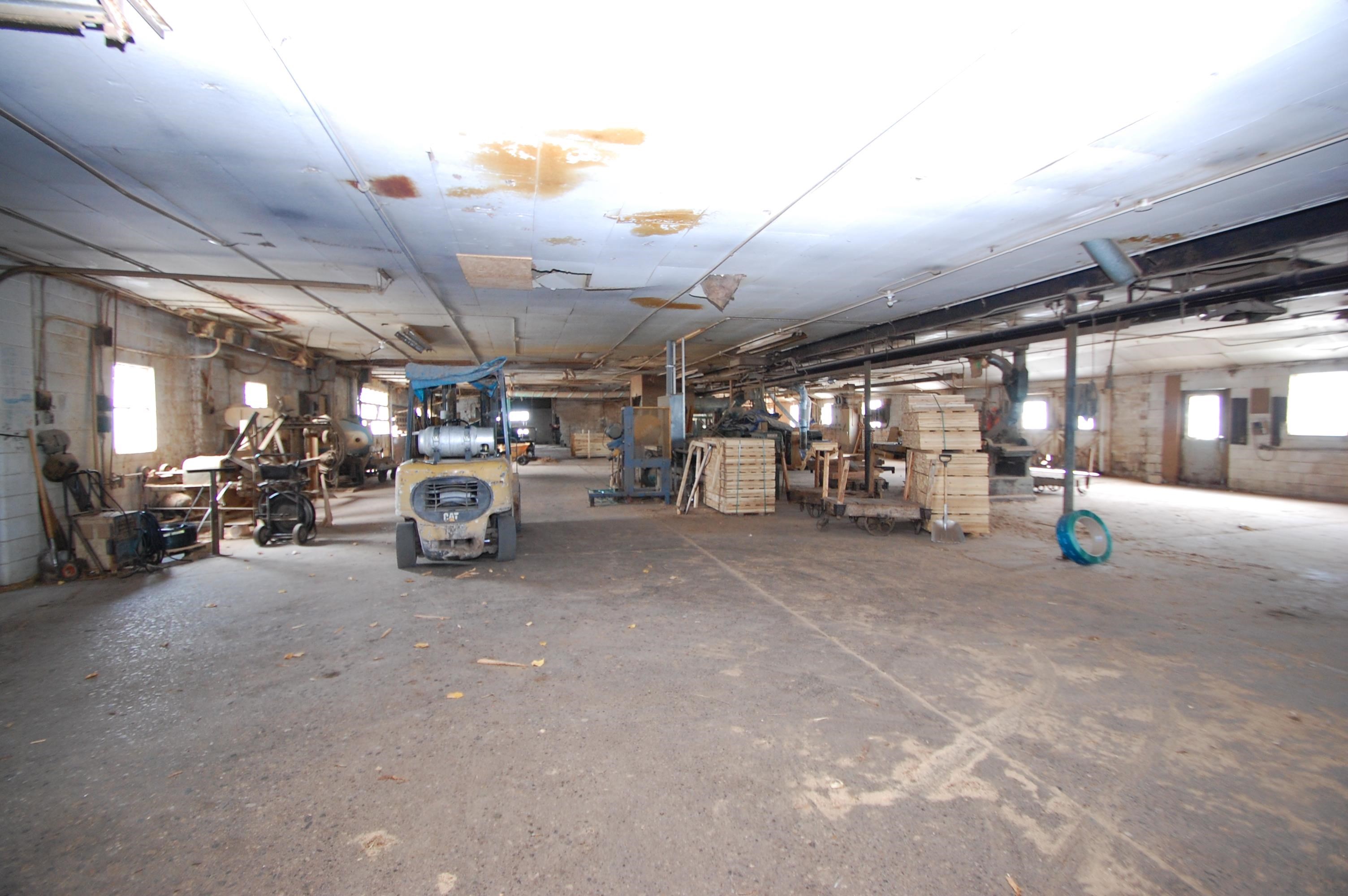 6780 Railway Street Property Photo 25