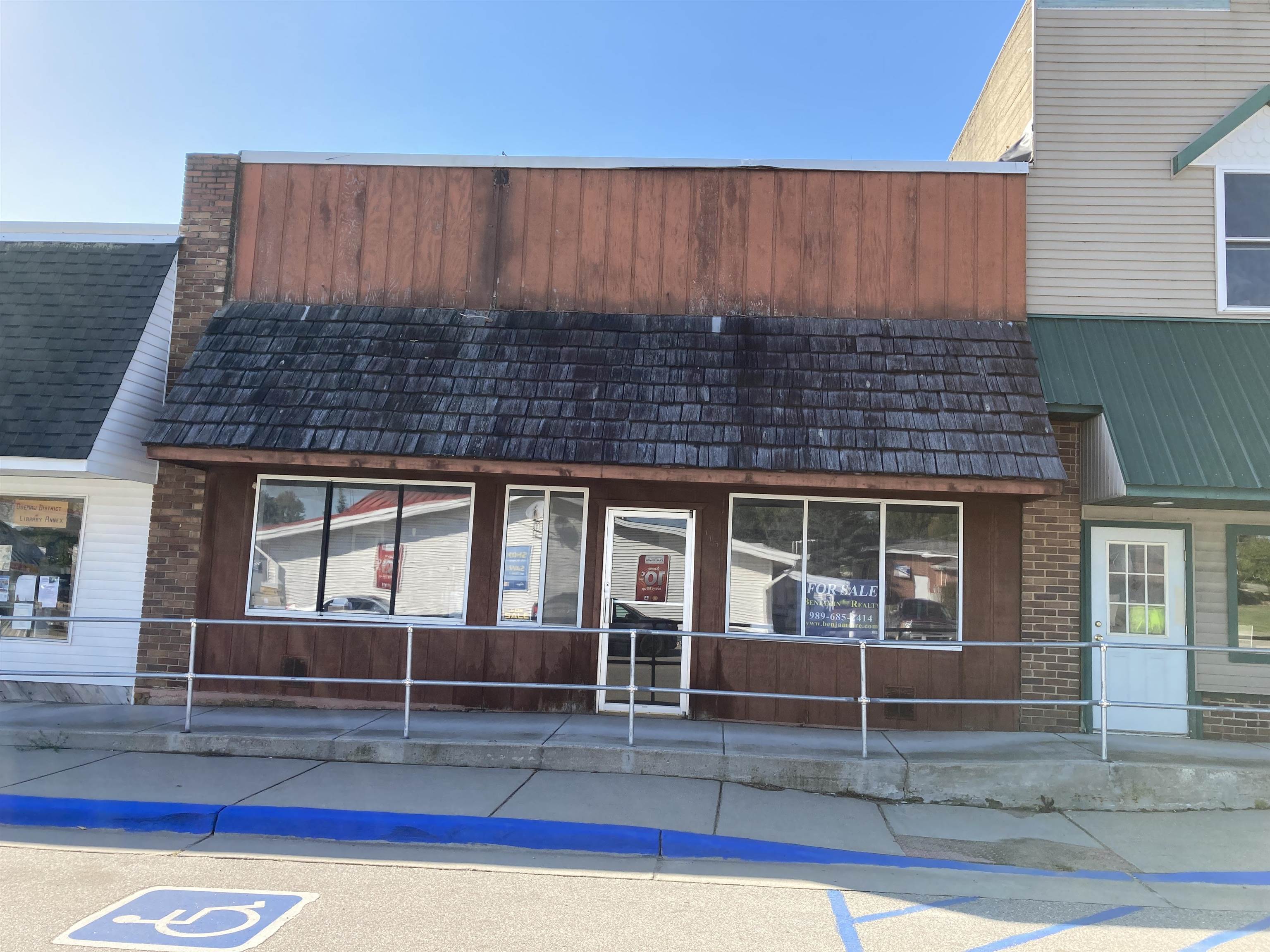 115 W Main Street Property Photo