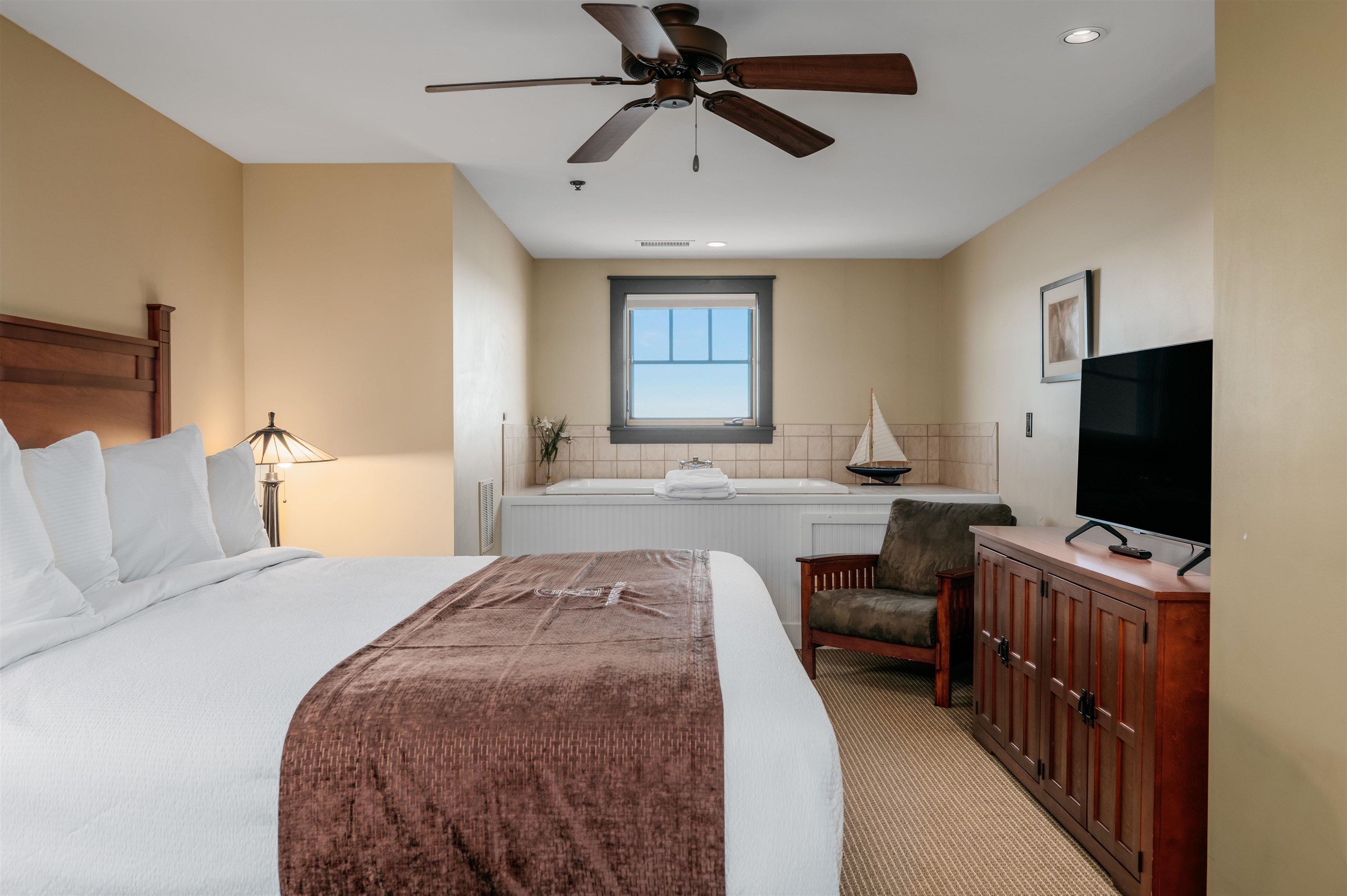 2035 N Us-31 N Property Photo 36