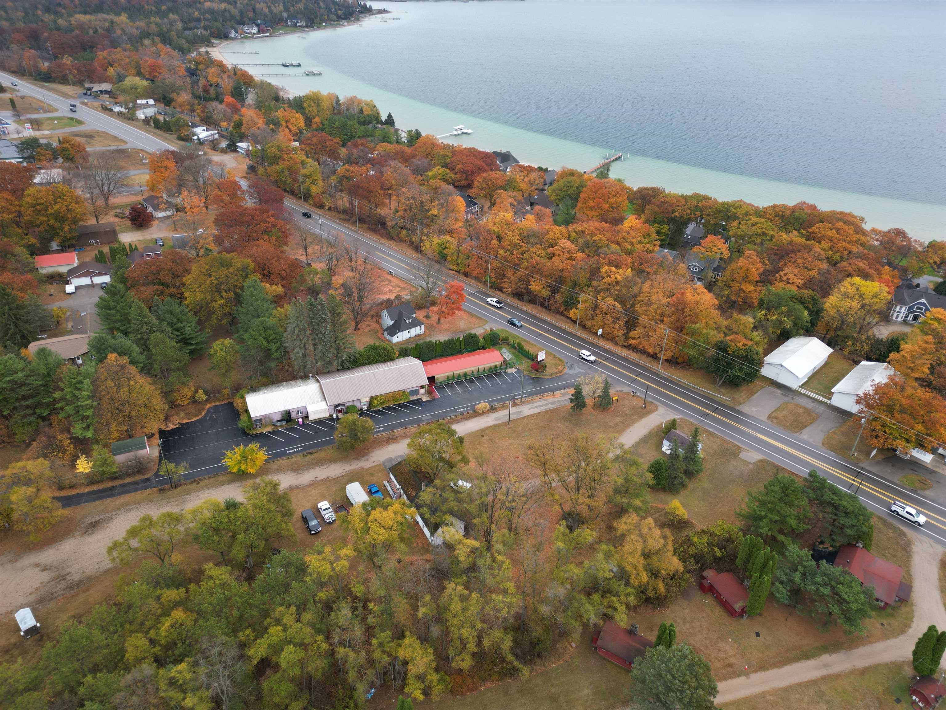 12877 Us-31 N Property Photo 4