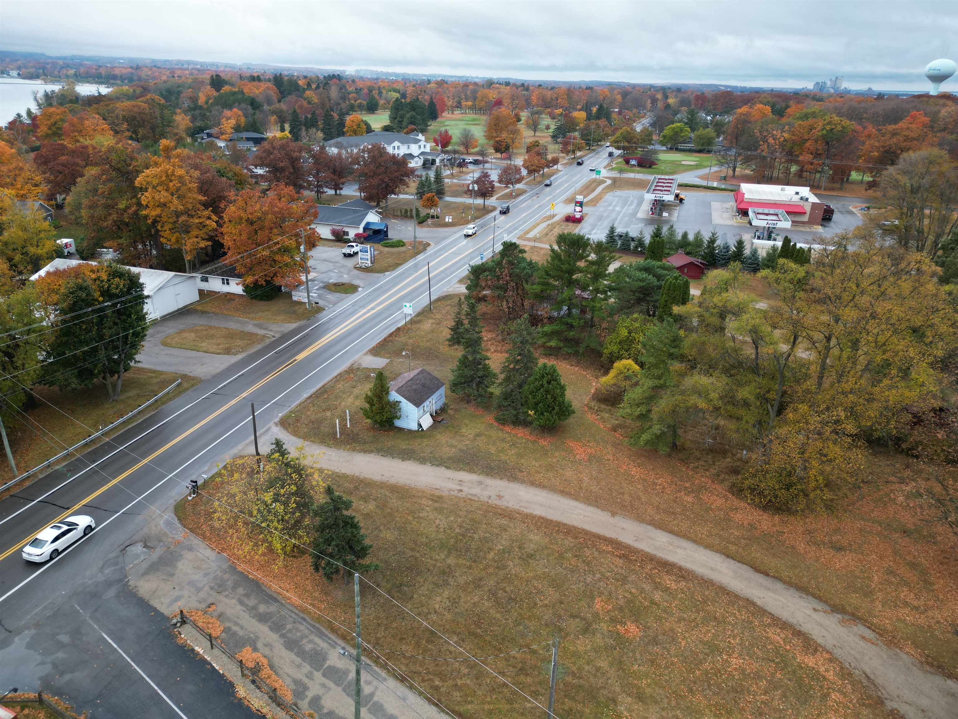 12877 Us-31 N Property Photo 5