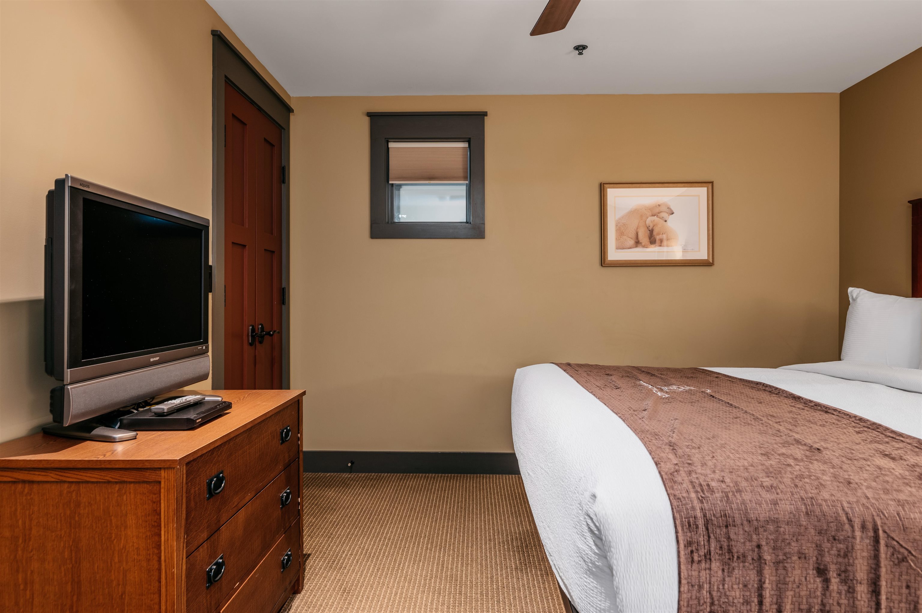 2035 N Us-31 N Property Photo 24