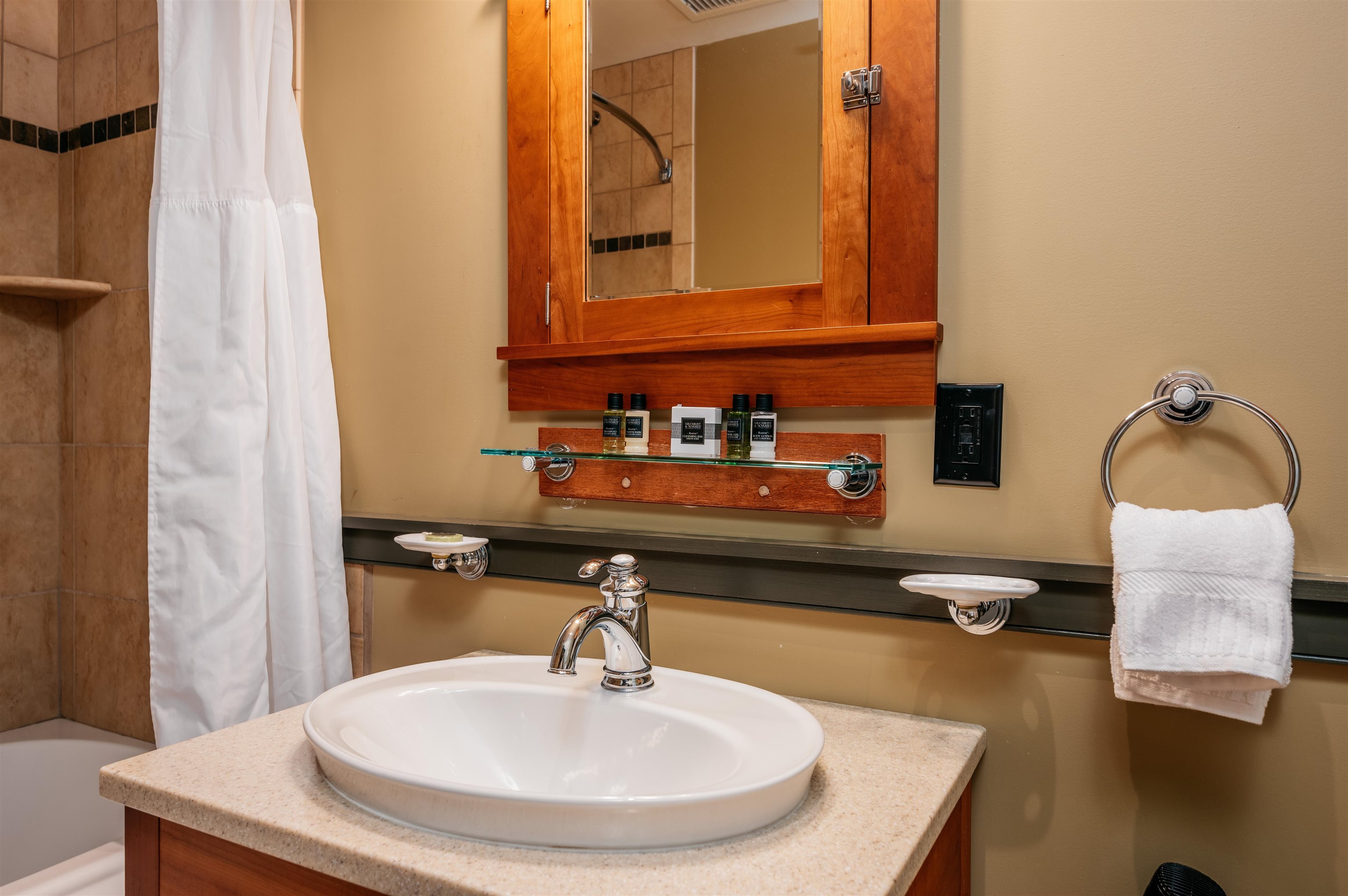2035 N Us-31 N Property Photo 30