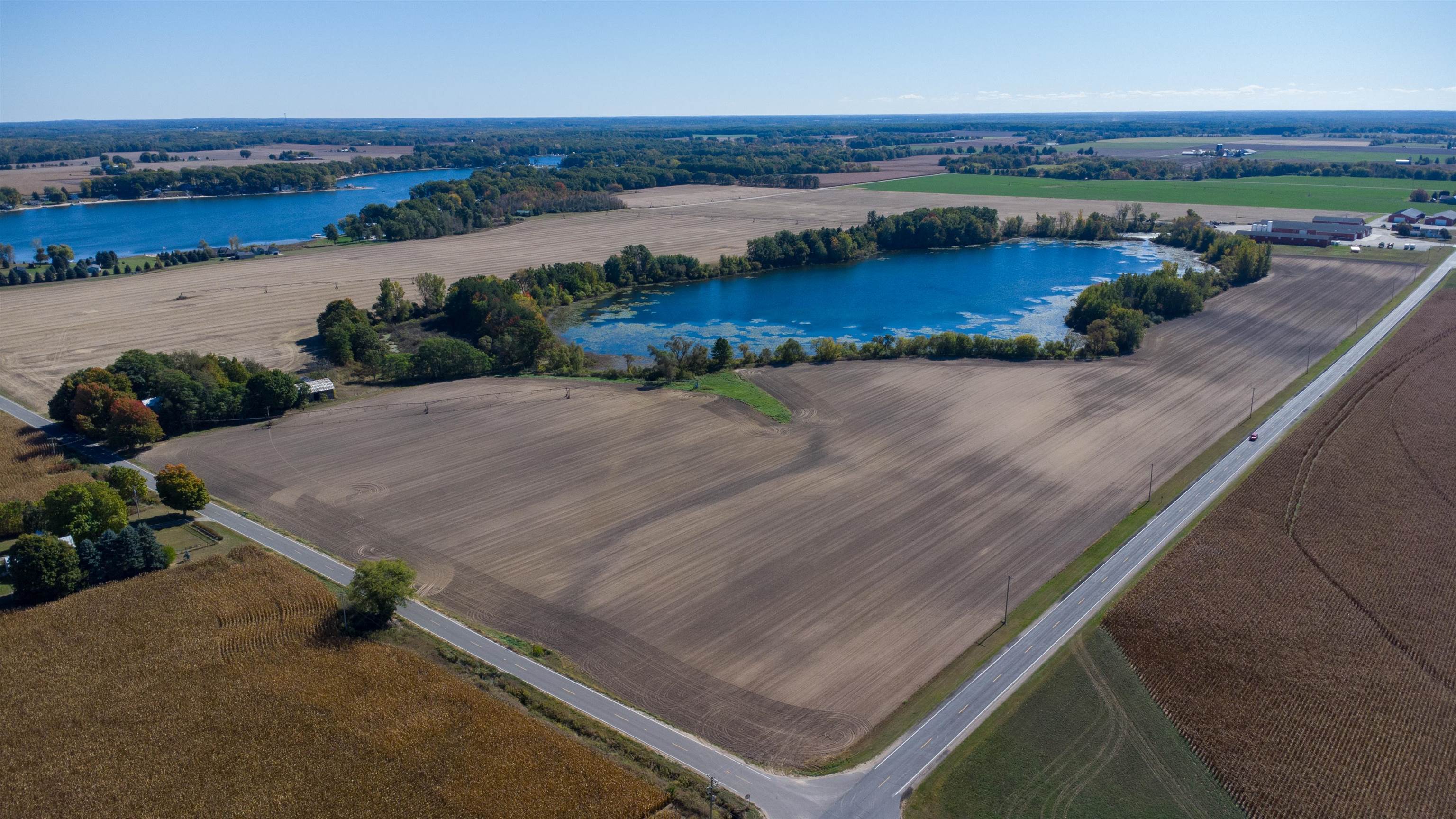 Gravel Ridge Road Property Photo 4