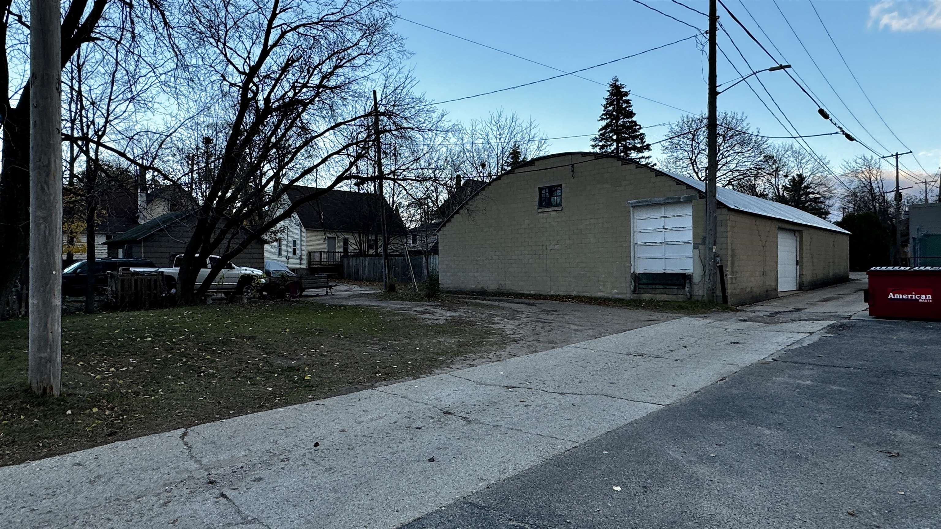 115.5 E Nelson Street Property Photo 2