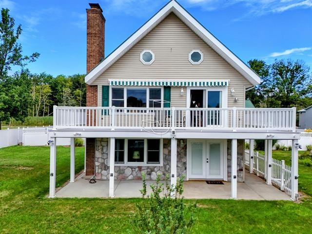 2414 Lola Lane Property Photo 2
