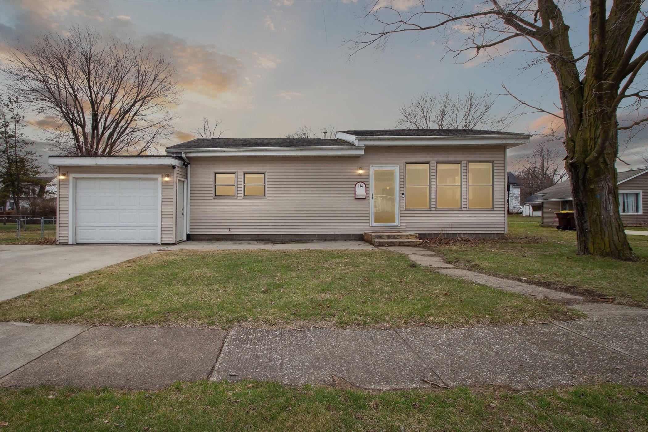 114 Williams Street Property Photo