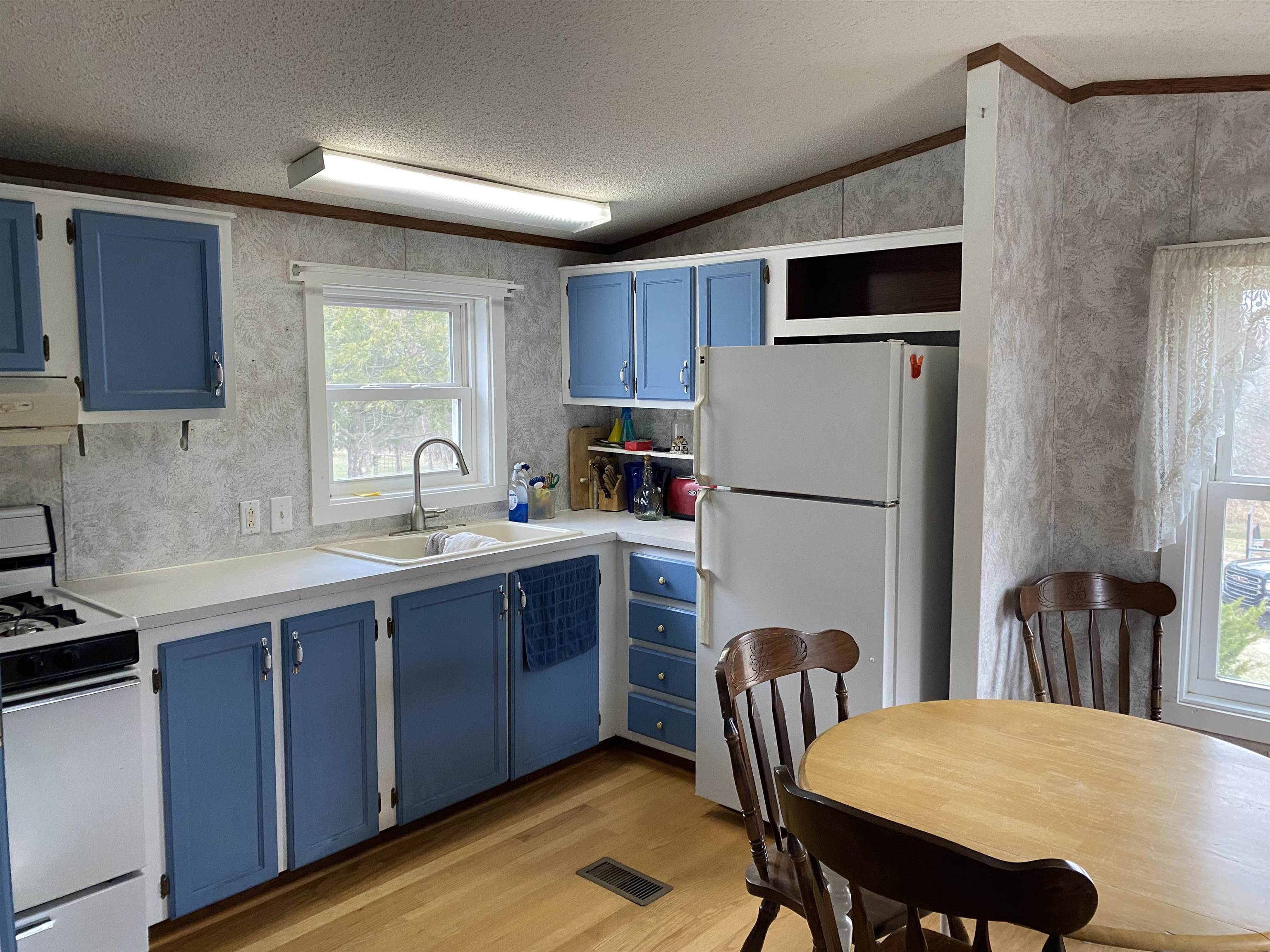 1447 S Dow Road Property Photo 36