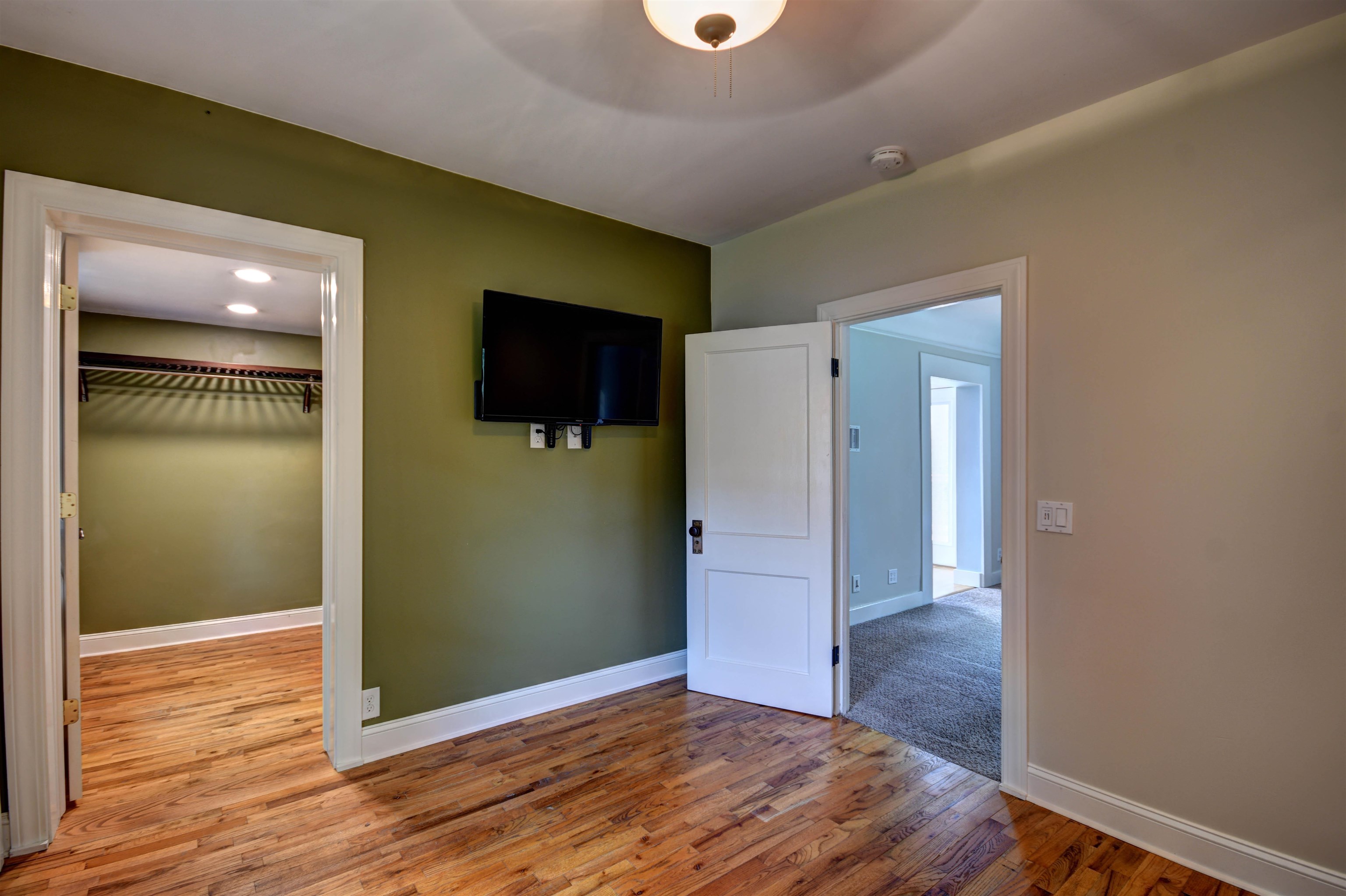 7434 Terrace Avenue Property Photo 21