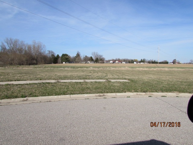 278 Ruby Court Property Photo 4