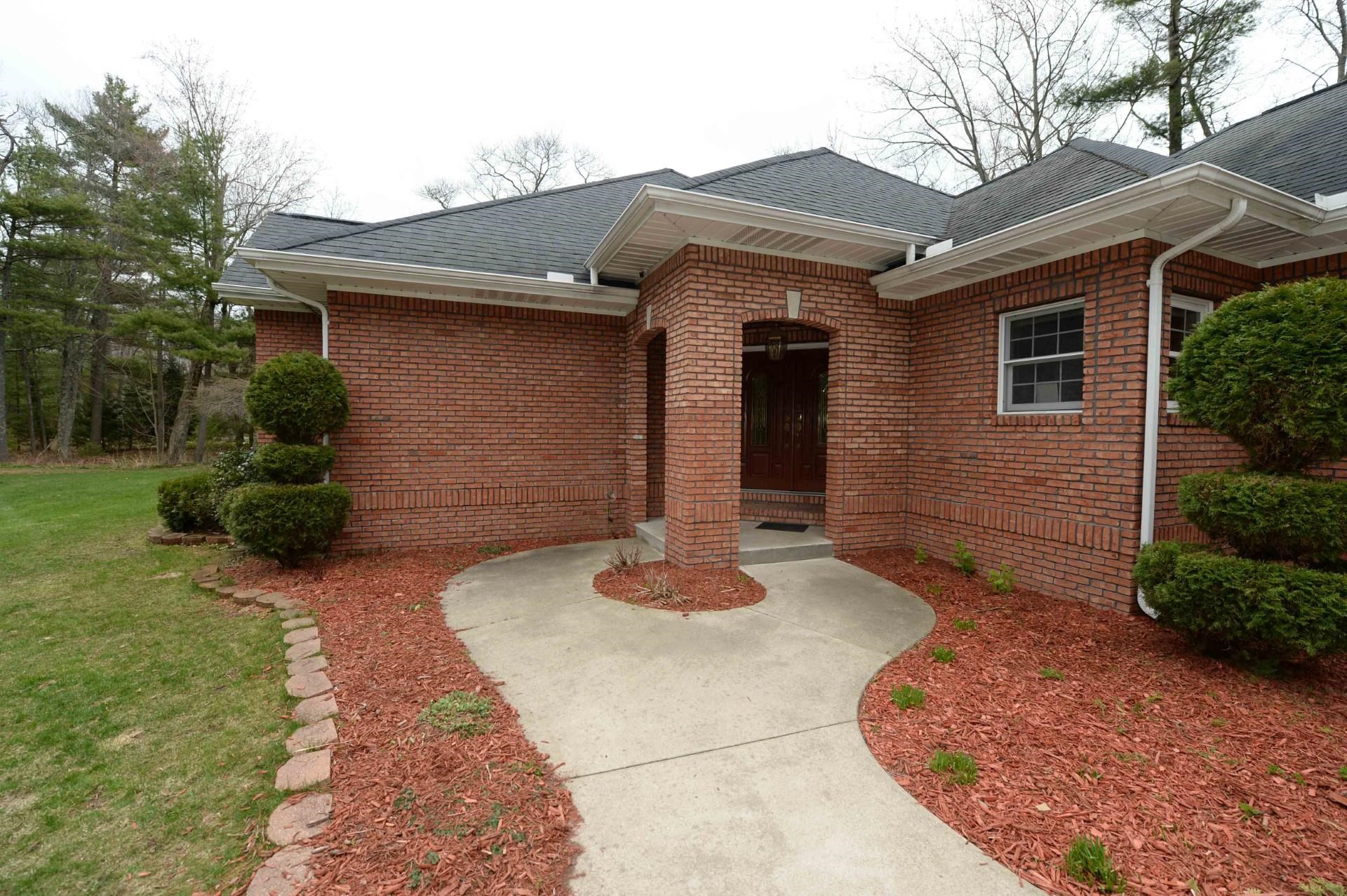4507 Gowen Road Property Photo 11