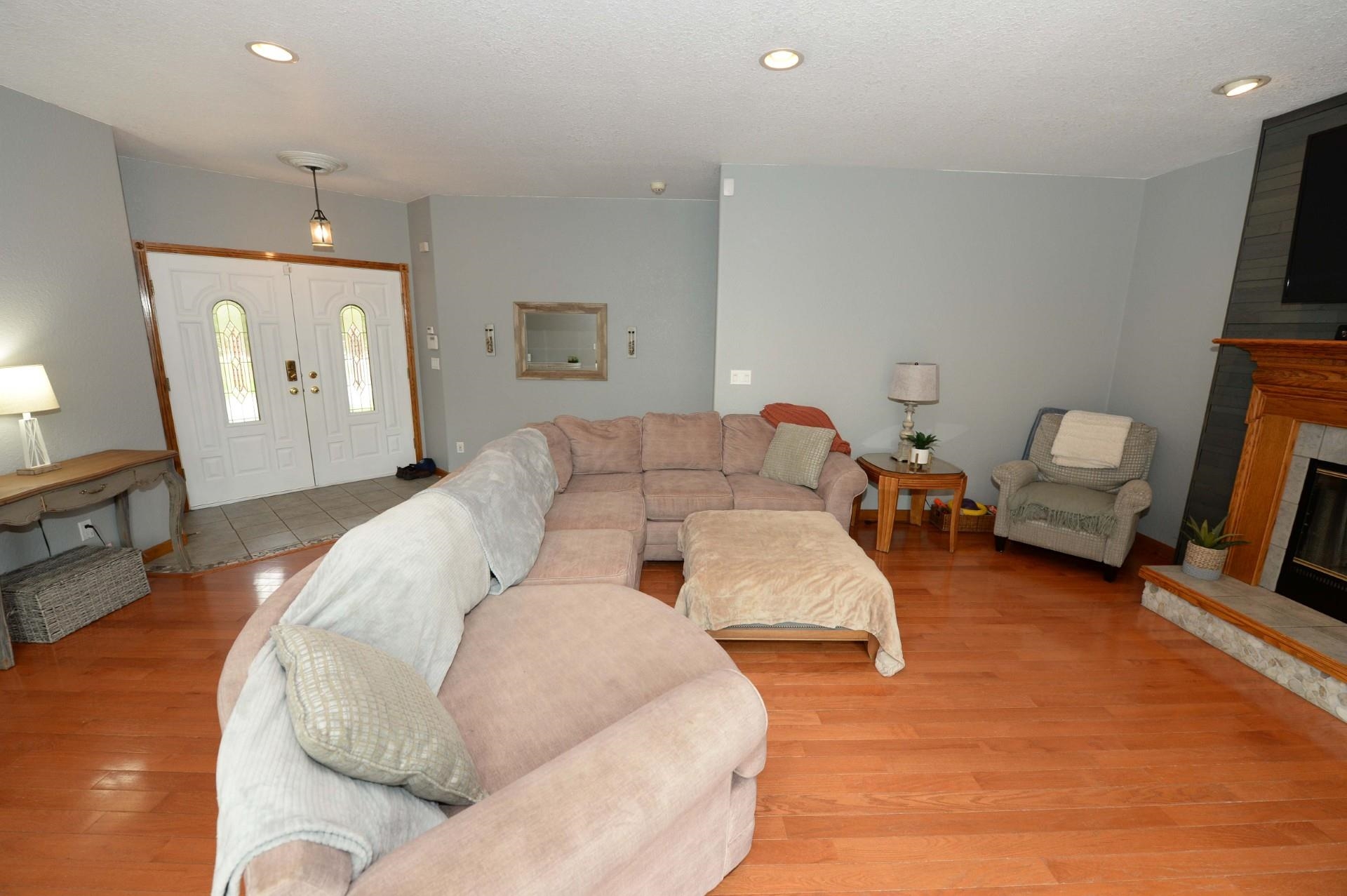 4507 Gowen Road Property Photo 14