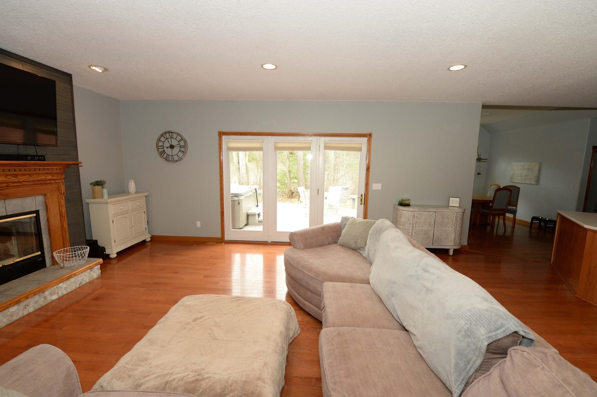 4507 Gowen Road Property Photo 16