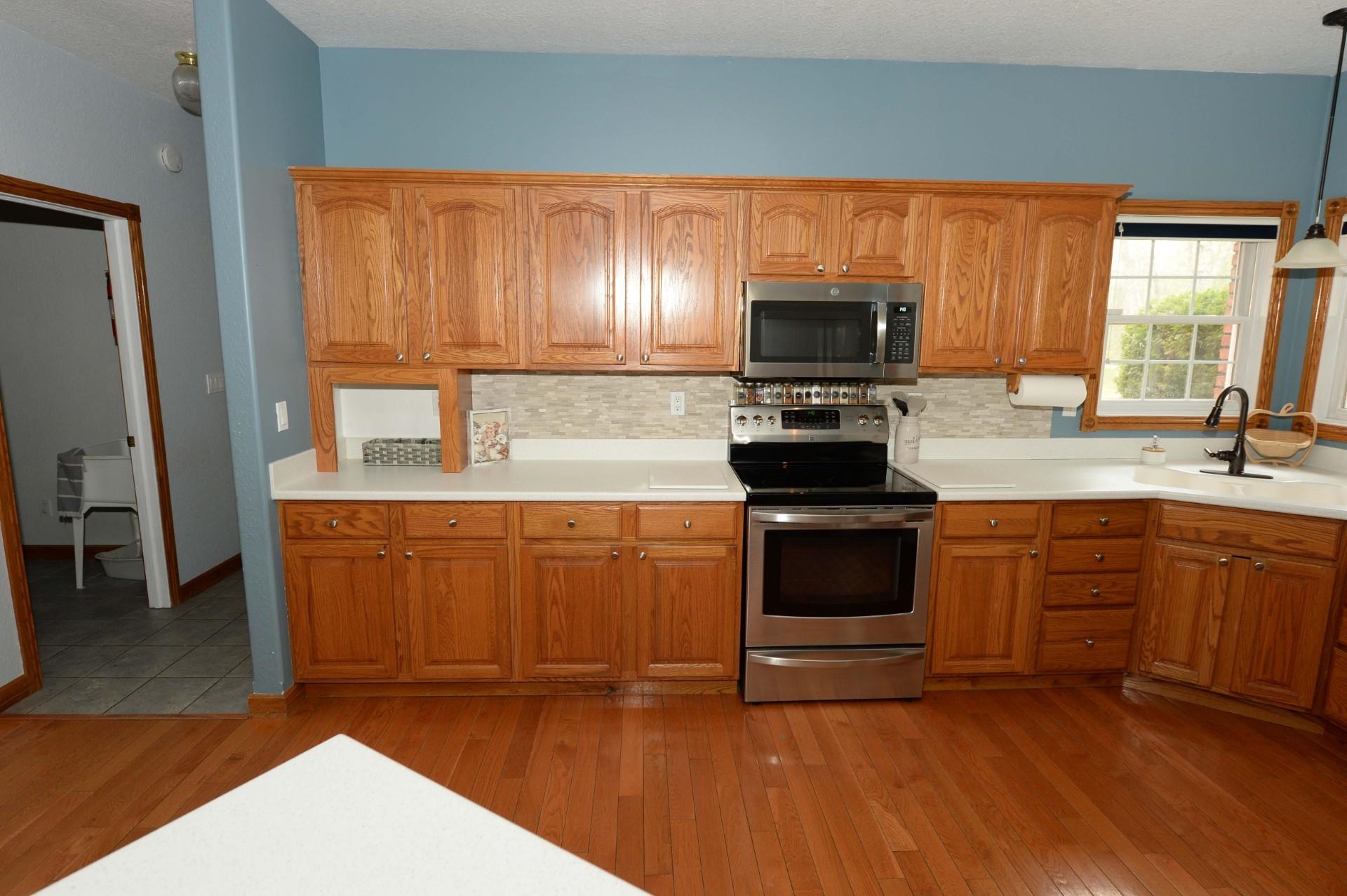 4507 Gowen Road Property Photo 20