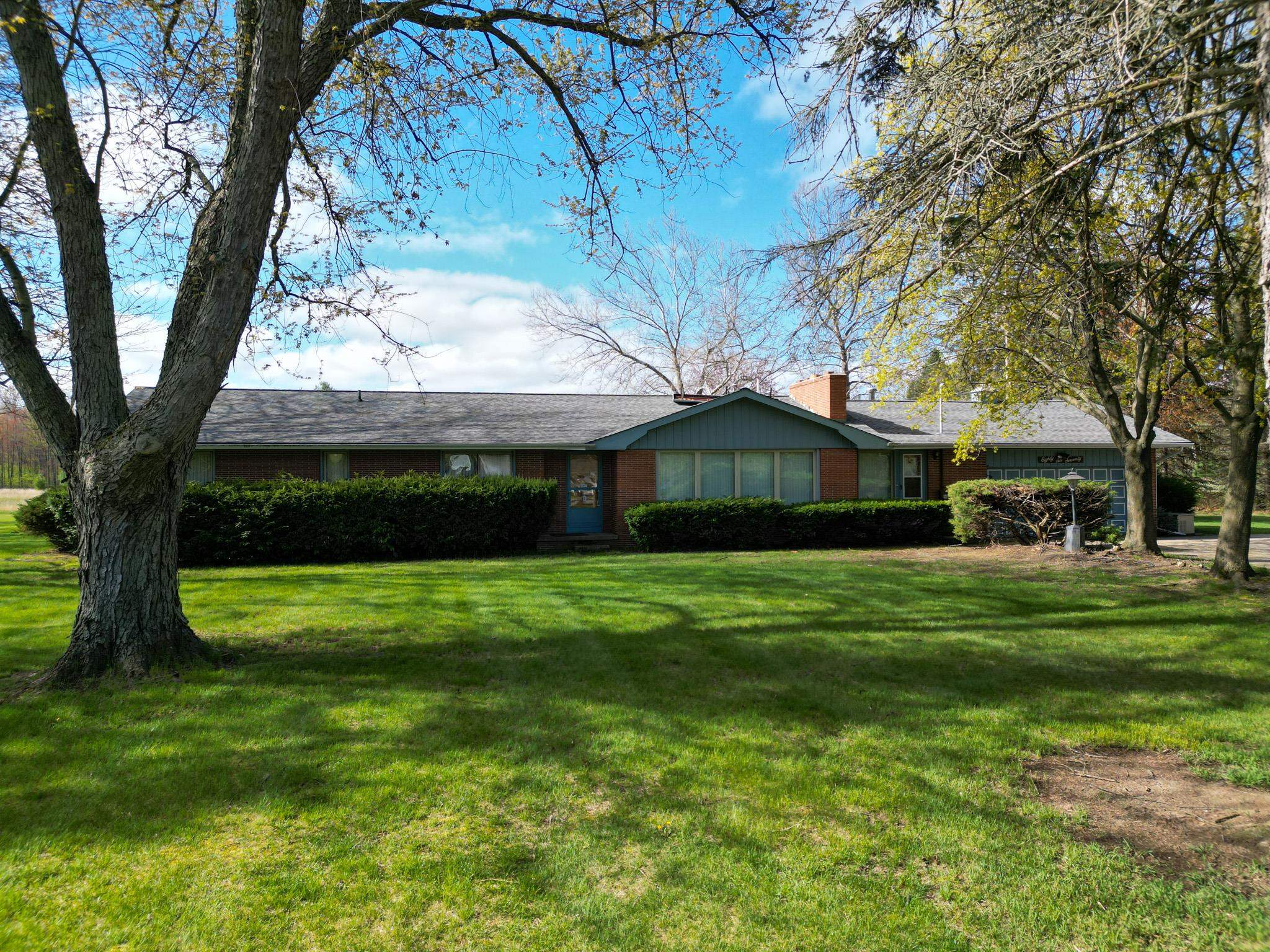 8670 E Pickard Road Property Photo 1
