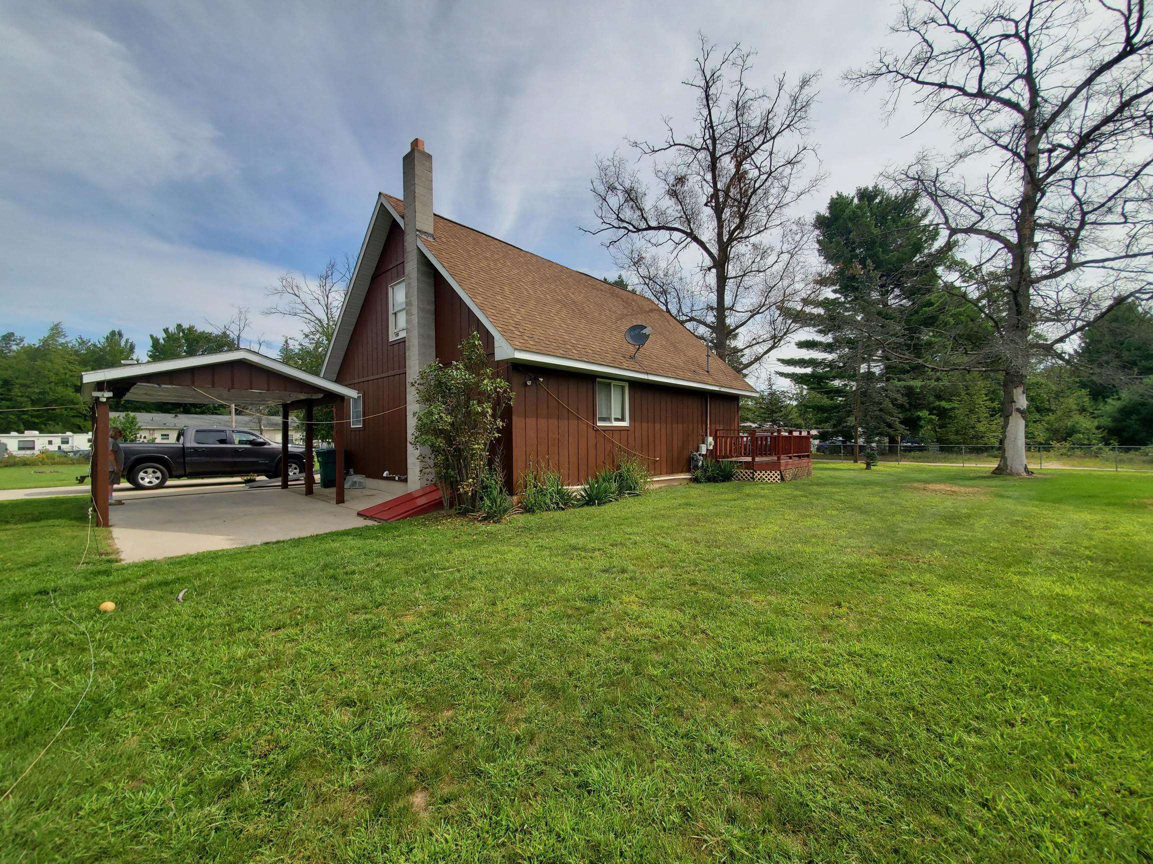 5340 Mills Drive Property Photo 1