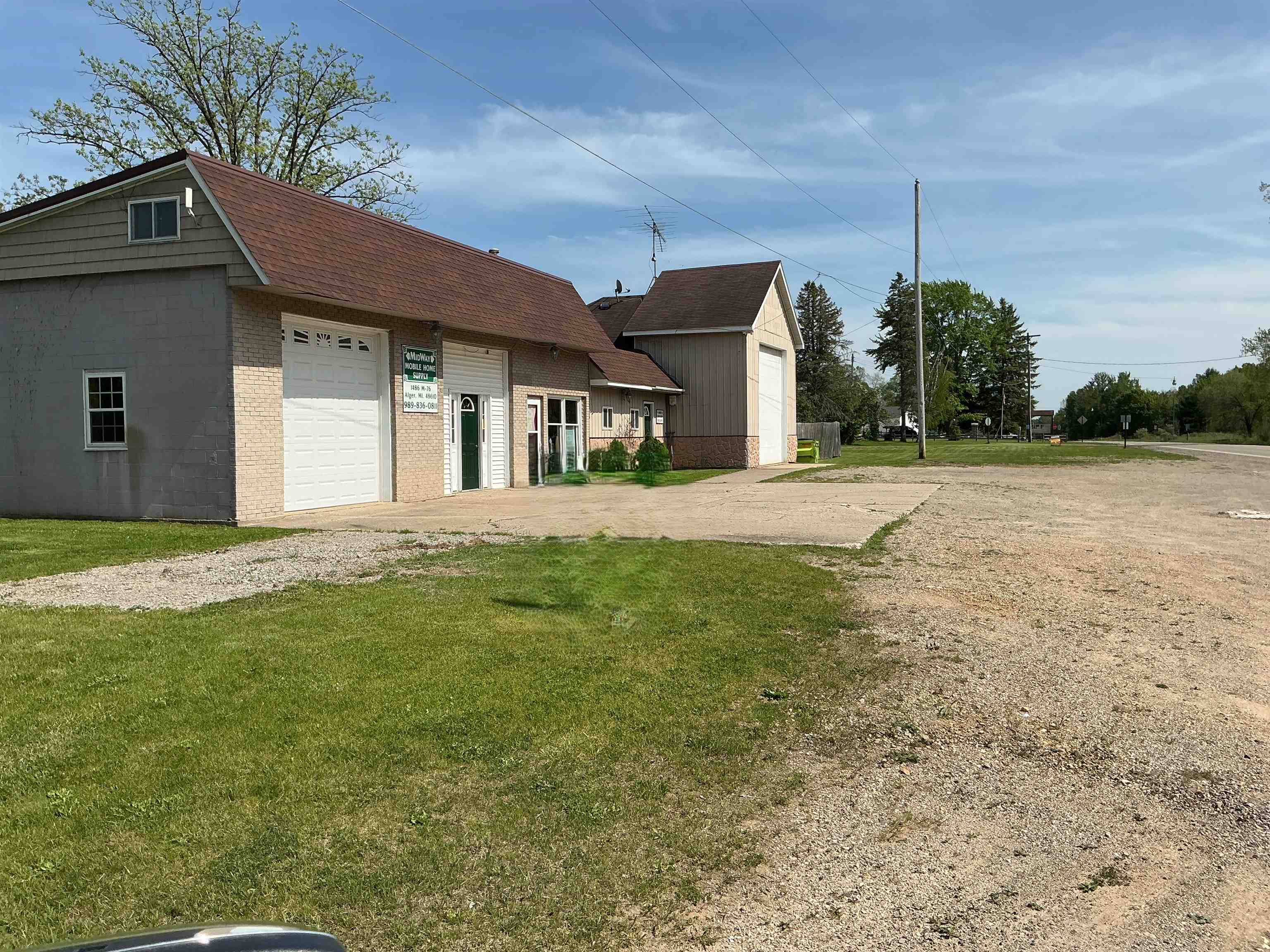 1486 N M-76 Property Photo 1