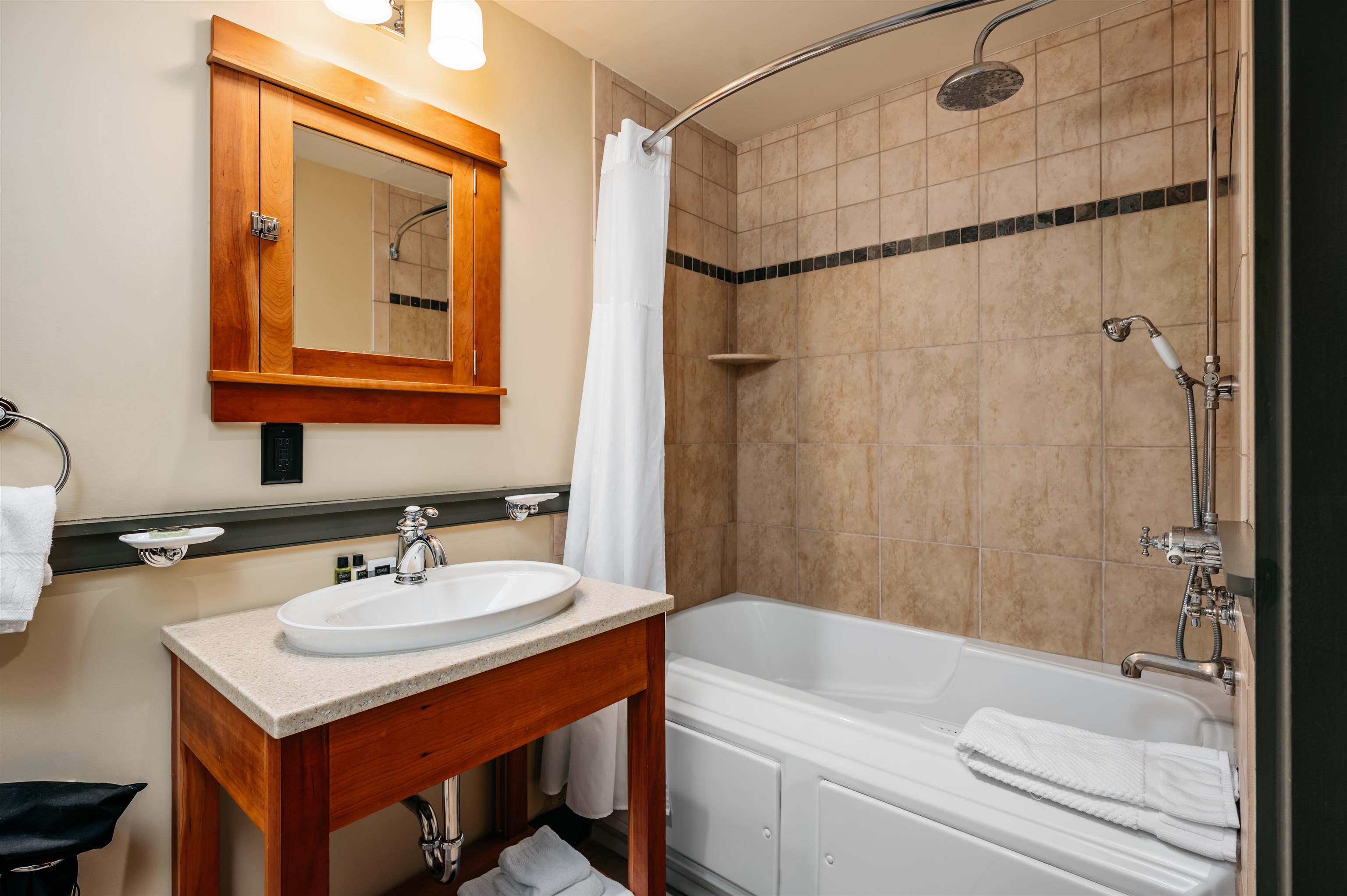 2035 N Us-31 N Property Photo 35