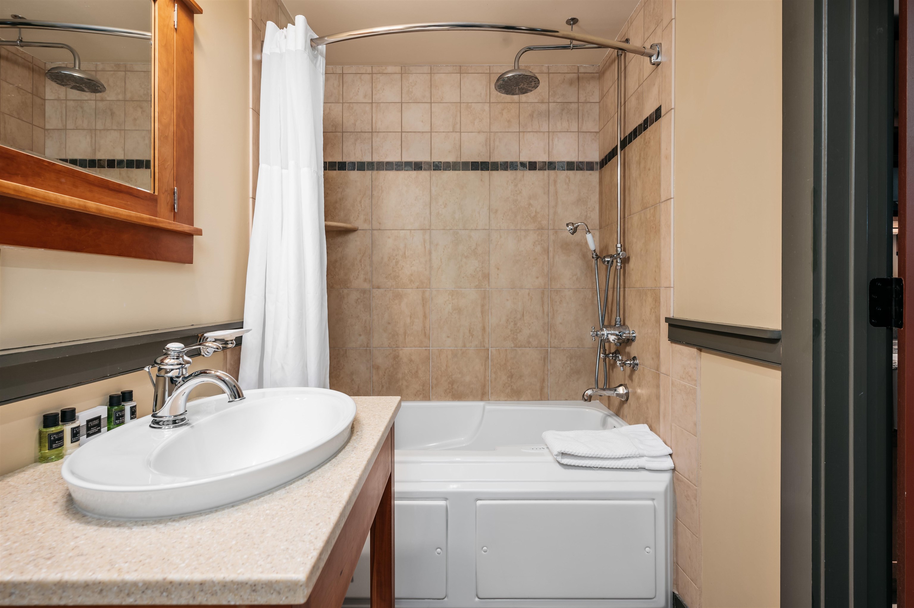 2035 N Us-31 N Property Photo 37