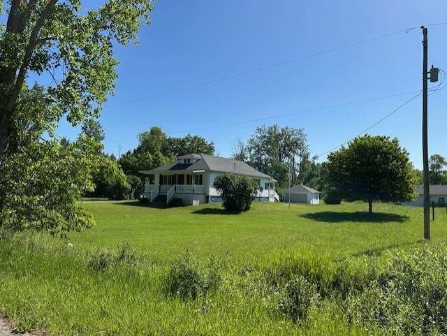 2393 Oates Road Property Photo 1