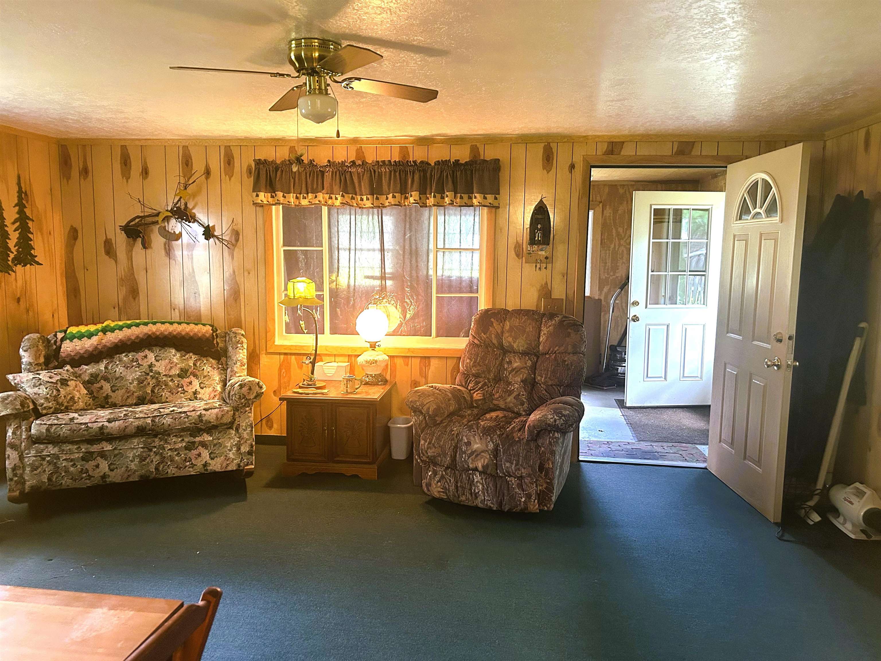 5371 Jewell Road Property Photo 2