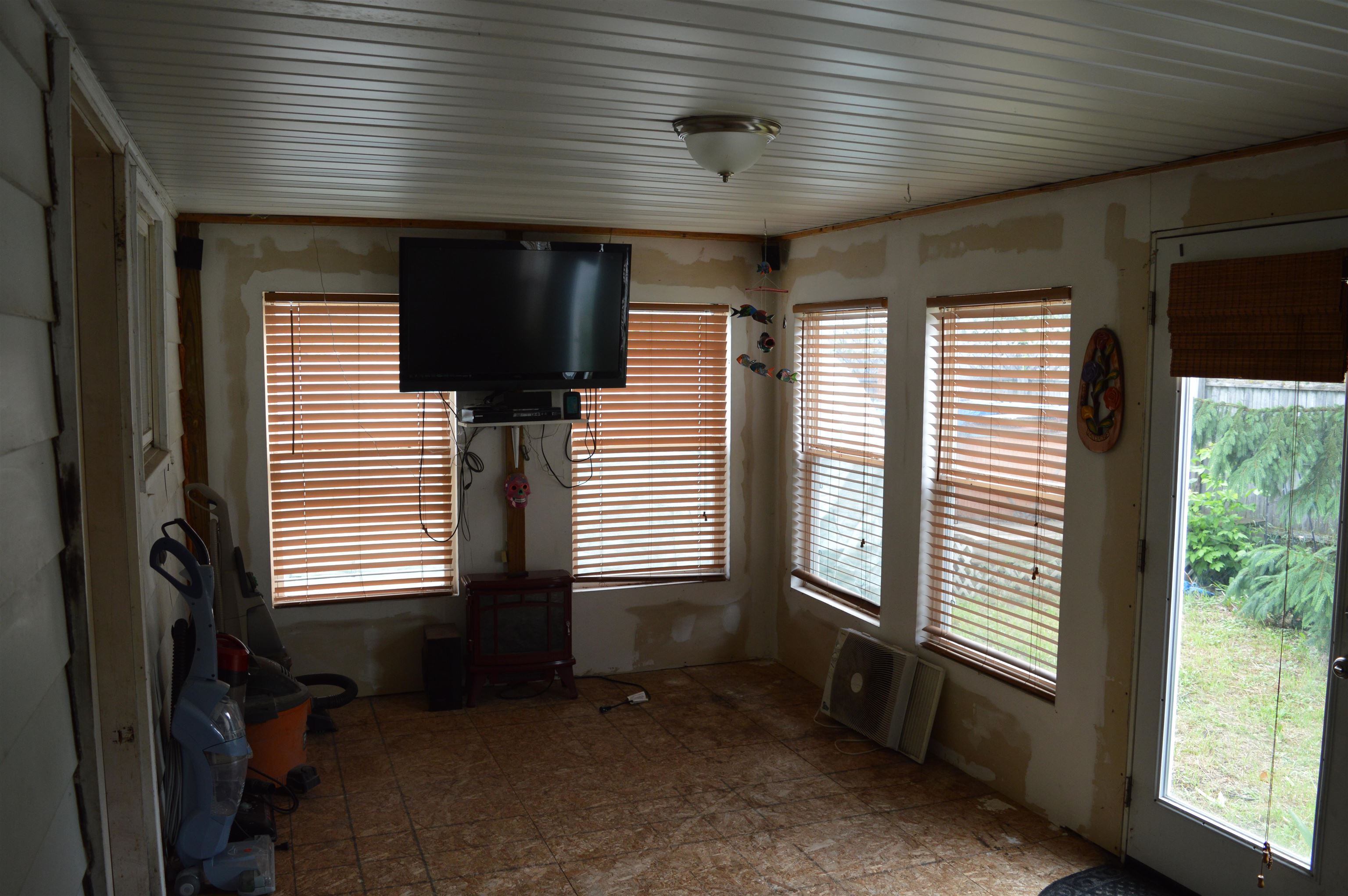 307 Maple Street Property Photo 23