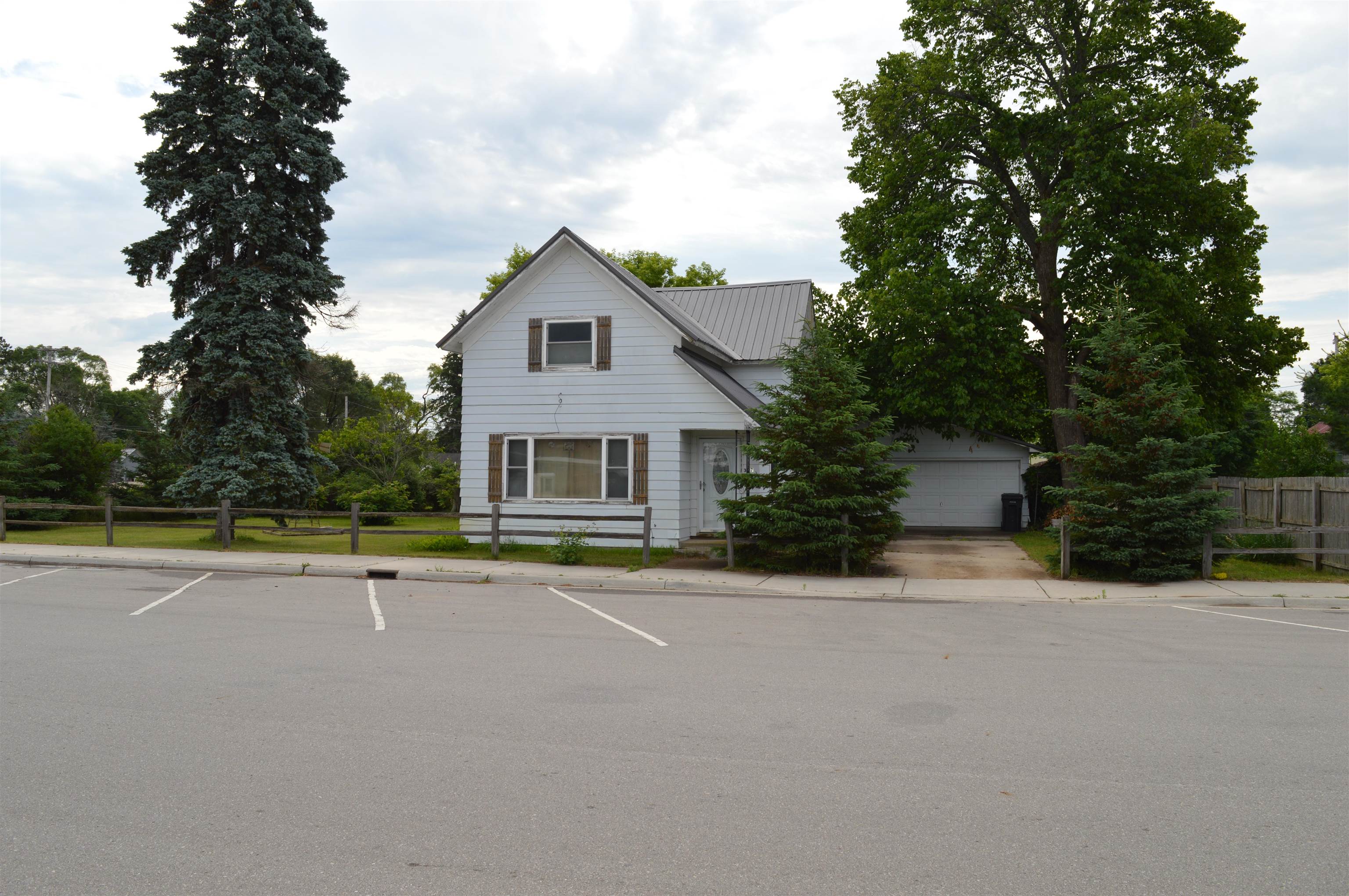 307 Maple Street Property Photo 37