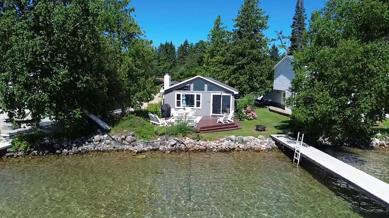 4614 Hopkins Lane Property Photo 5