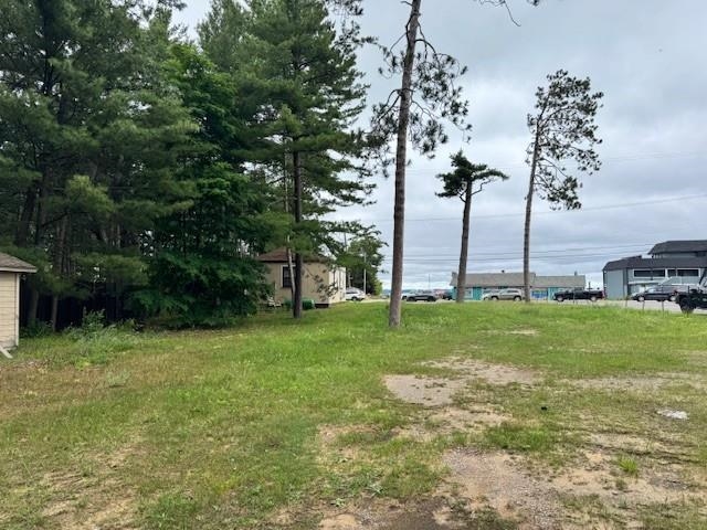 1470 Us-31 N Property Photo 1